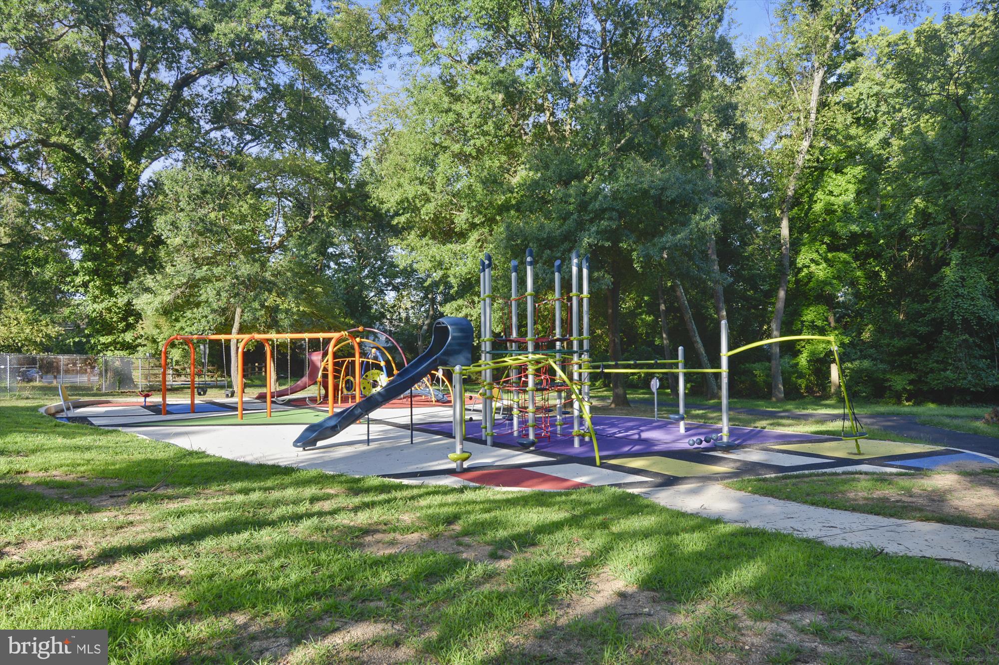 TANTALLON HILLS - Residential