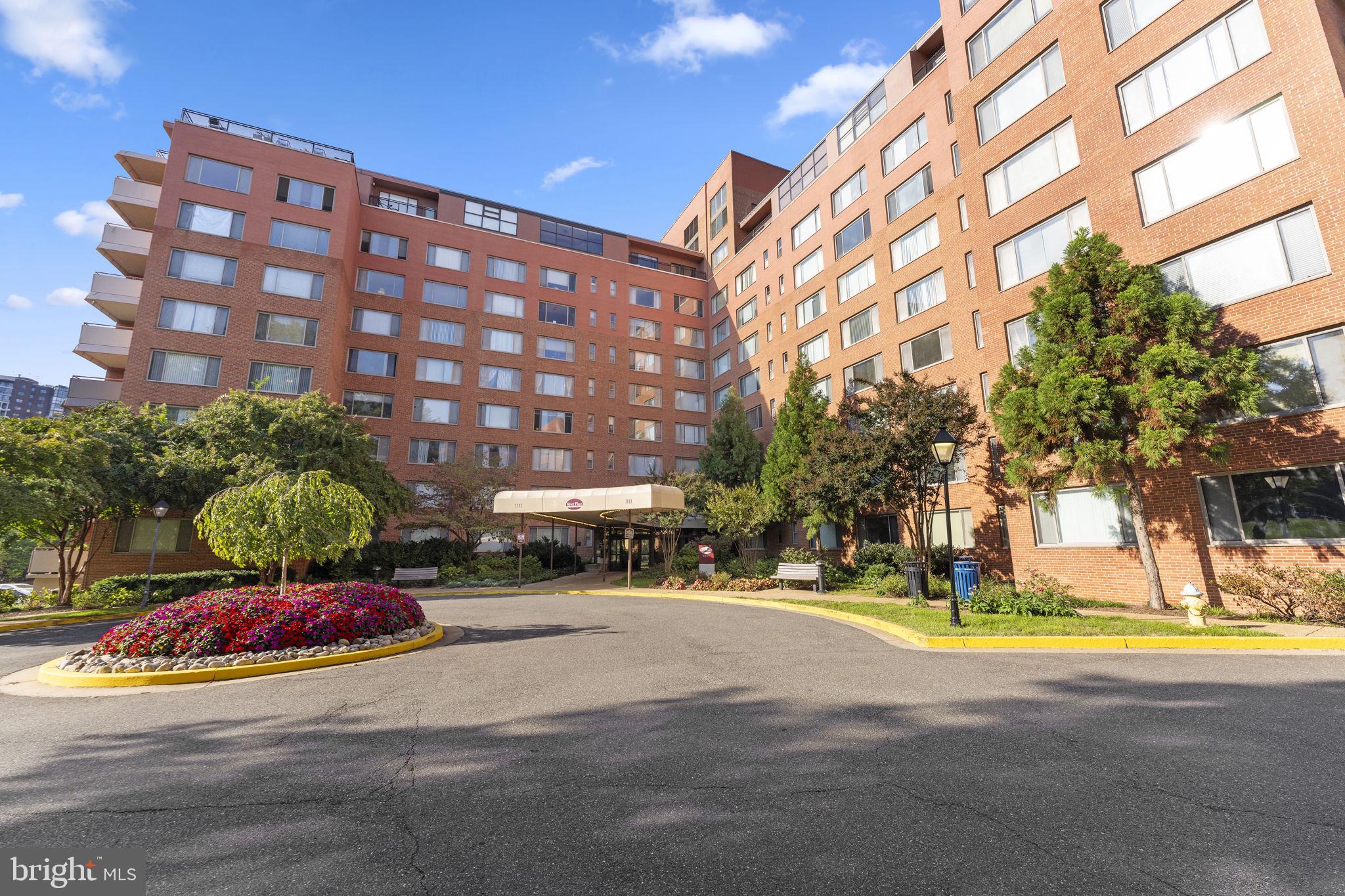 Beautiful and updated condo is furnished and move-in ready! The kitchen offers stainless appliances and custom backsplash. The bathroom is updated and the walk-in closet is spacious. Rent includes electricity, water, and gas. This community features a wonderful fitness center, outdoor pool, sauna, steam room, locker rooms, billiard tables, ping pong tables, free fitness classes, BBQ area, convenience store, hair salon/barber shop, and dry cleaners/alterations shop.  5-minute walk to Rosslyn Metro Station, shops, and restaurants. This is the one!