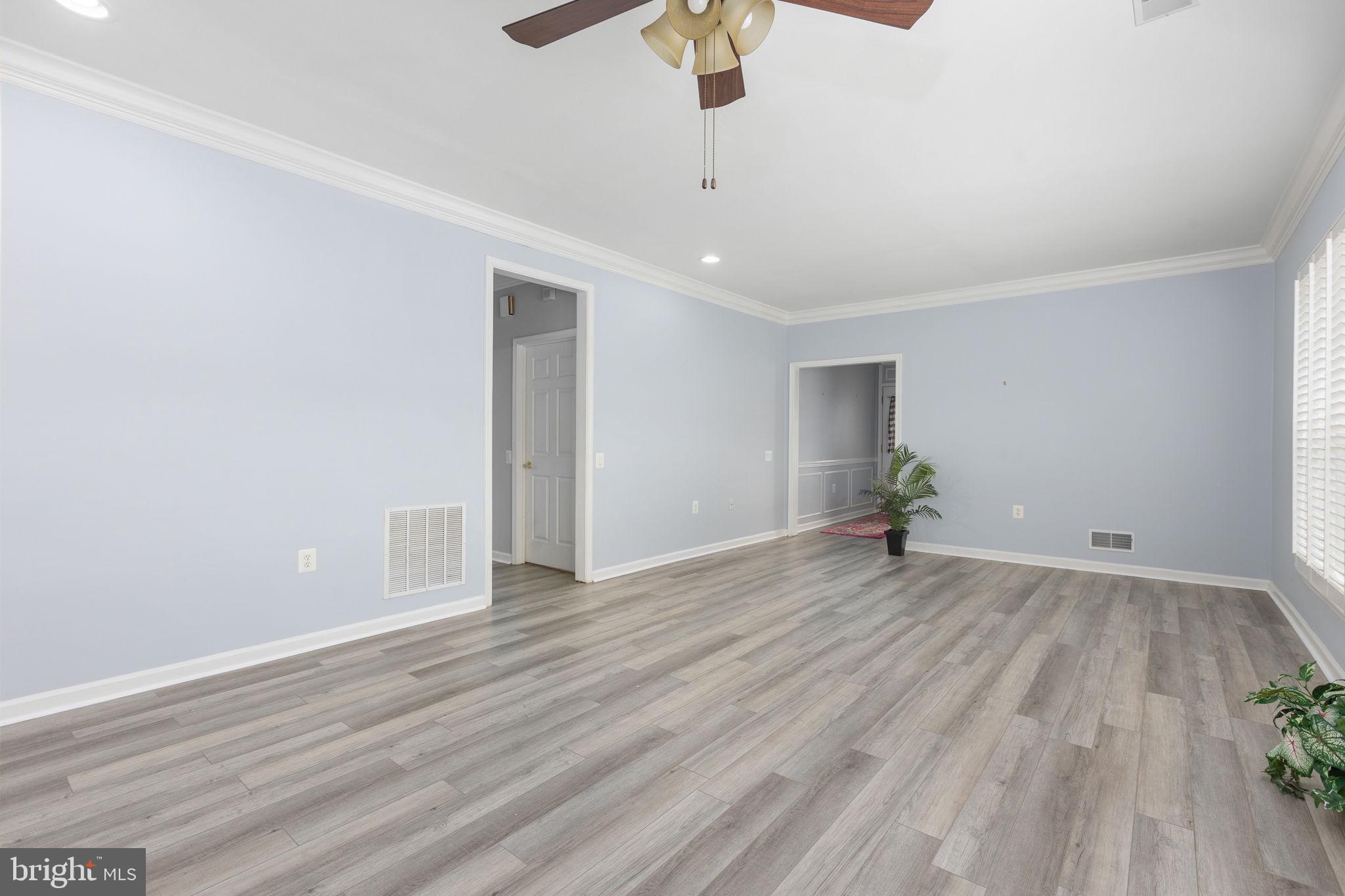 FALLS RUN - Residential