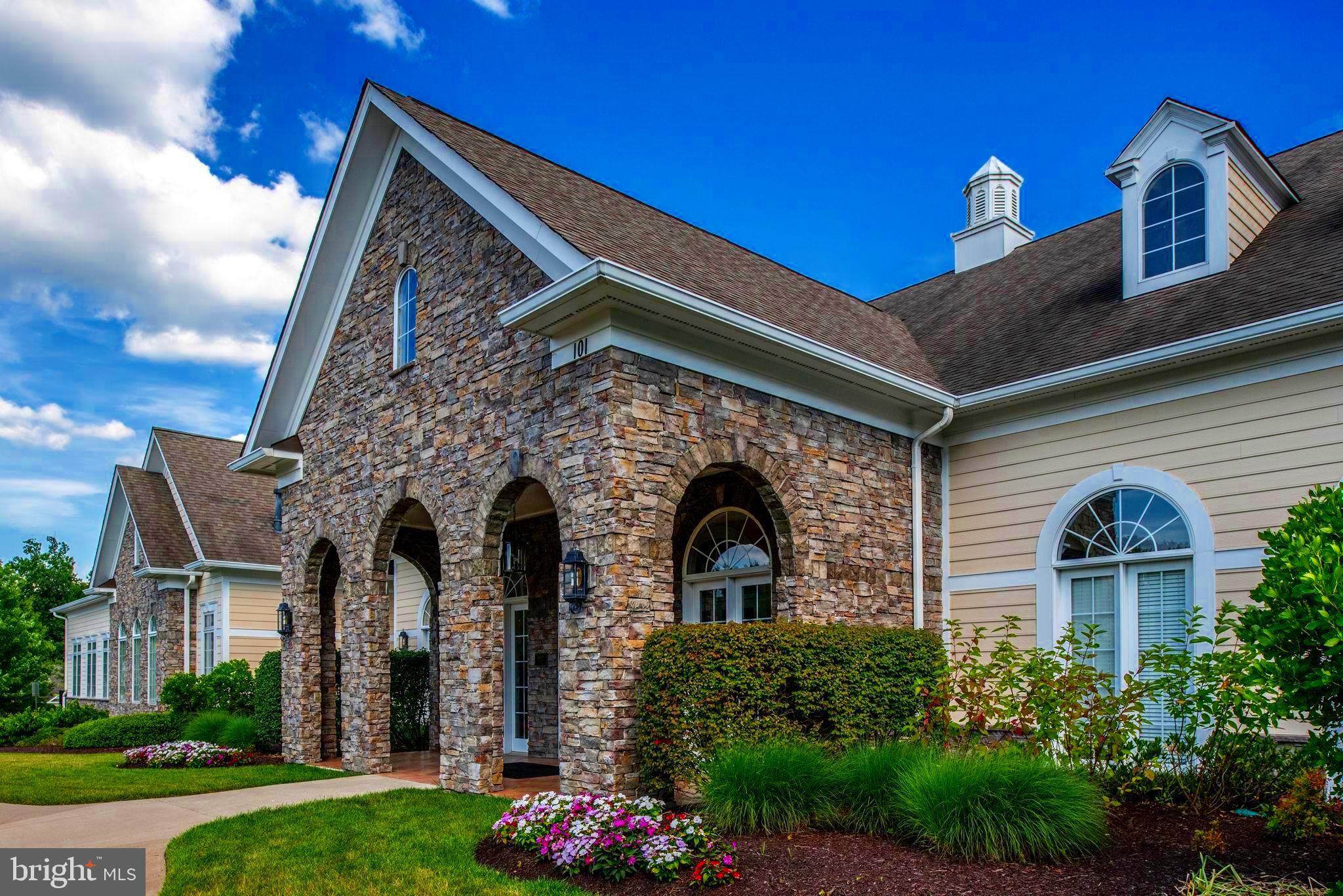 FALLS RUN - Residential