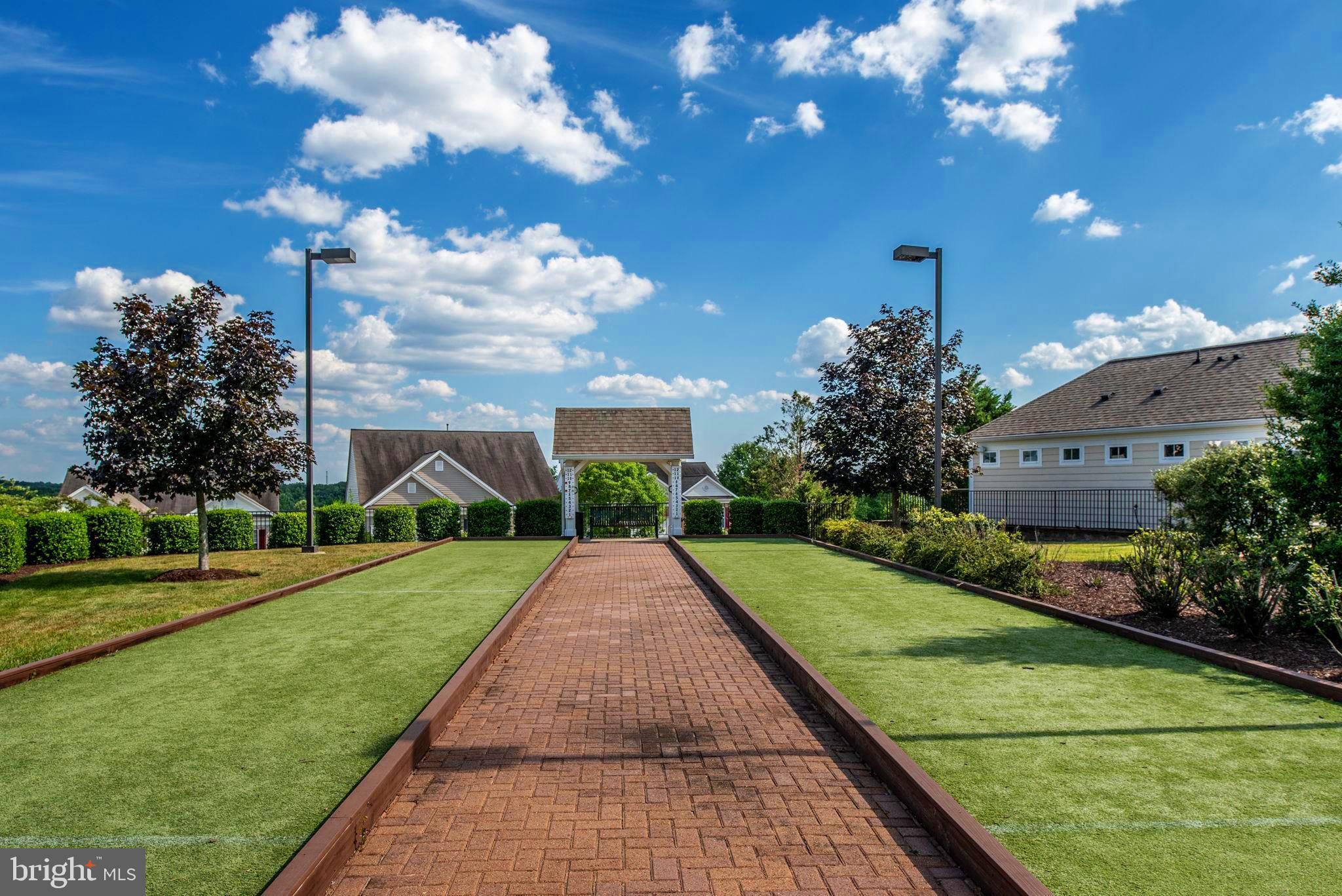 FALLS RUN - Residential
