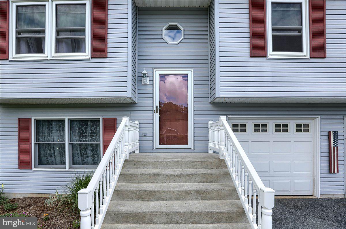 RUNNYMEDE EAST - Residential