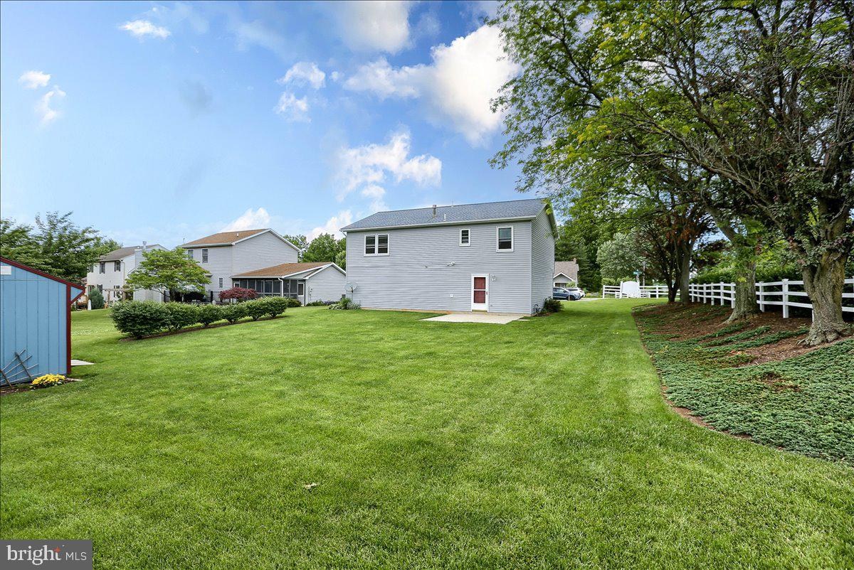 RUNNYMEDE EAST - Residential