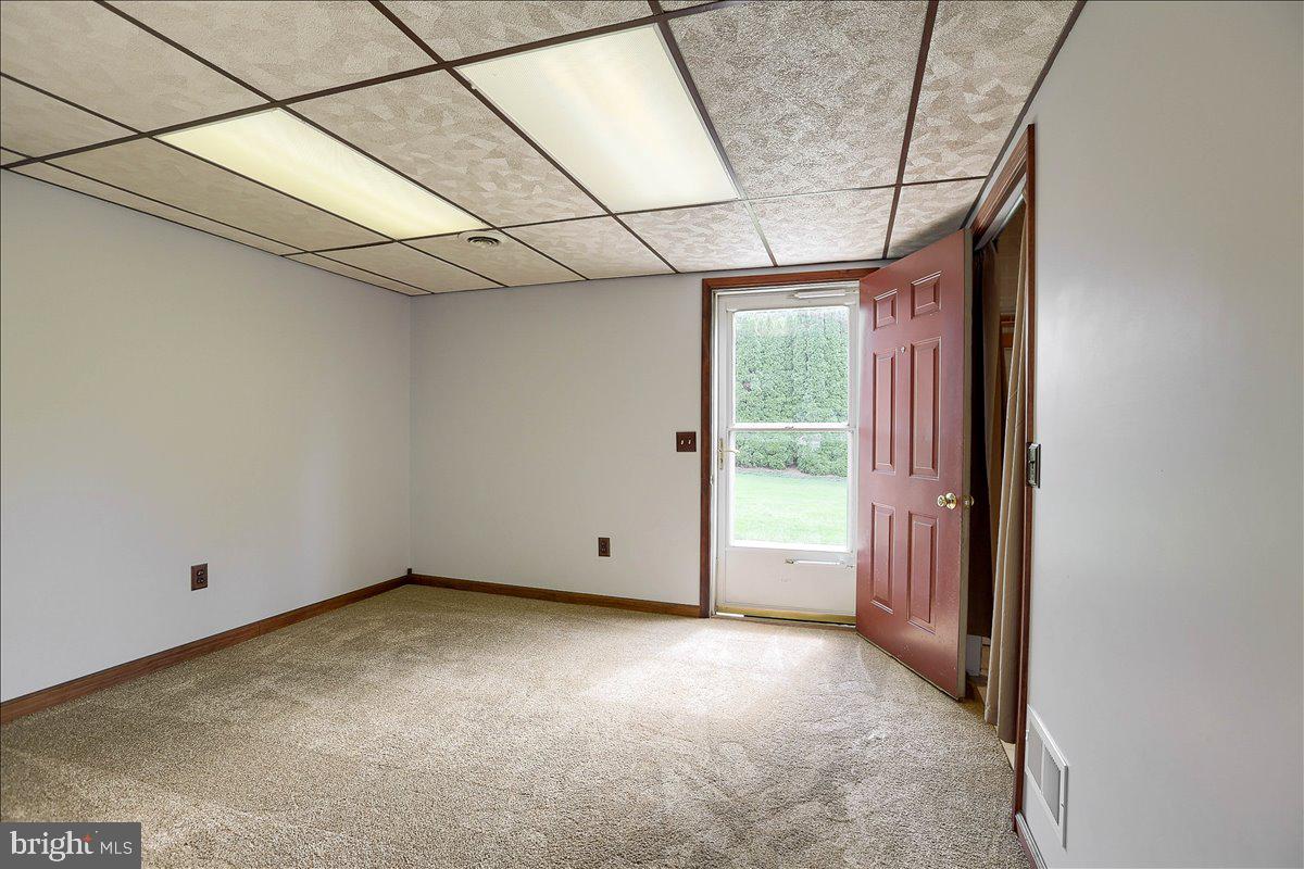 RUNNYMEDE EAST - Residential