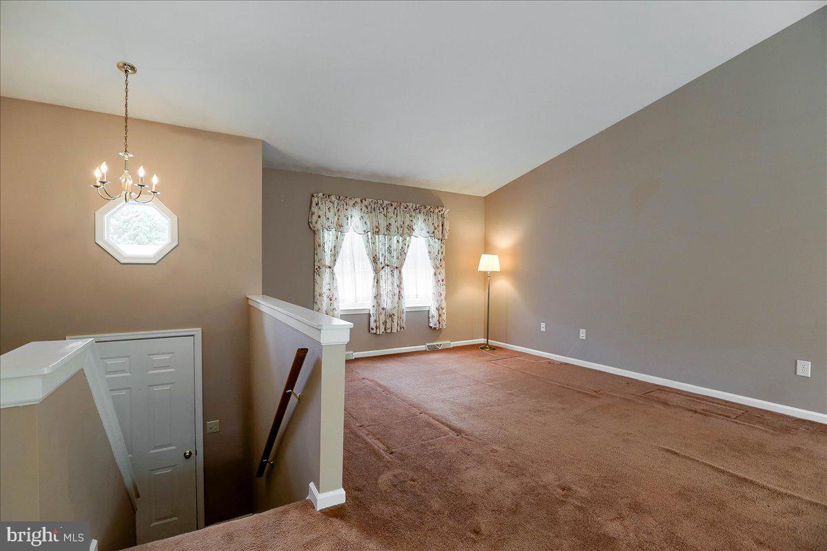 RUNNYMEDE EAST - Residential