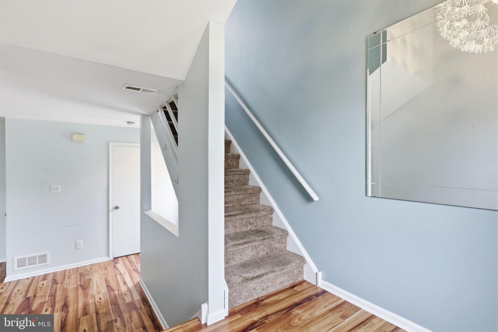 CRESTWOOD CONDO - Residential