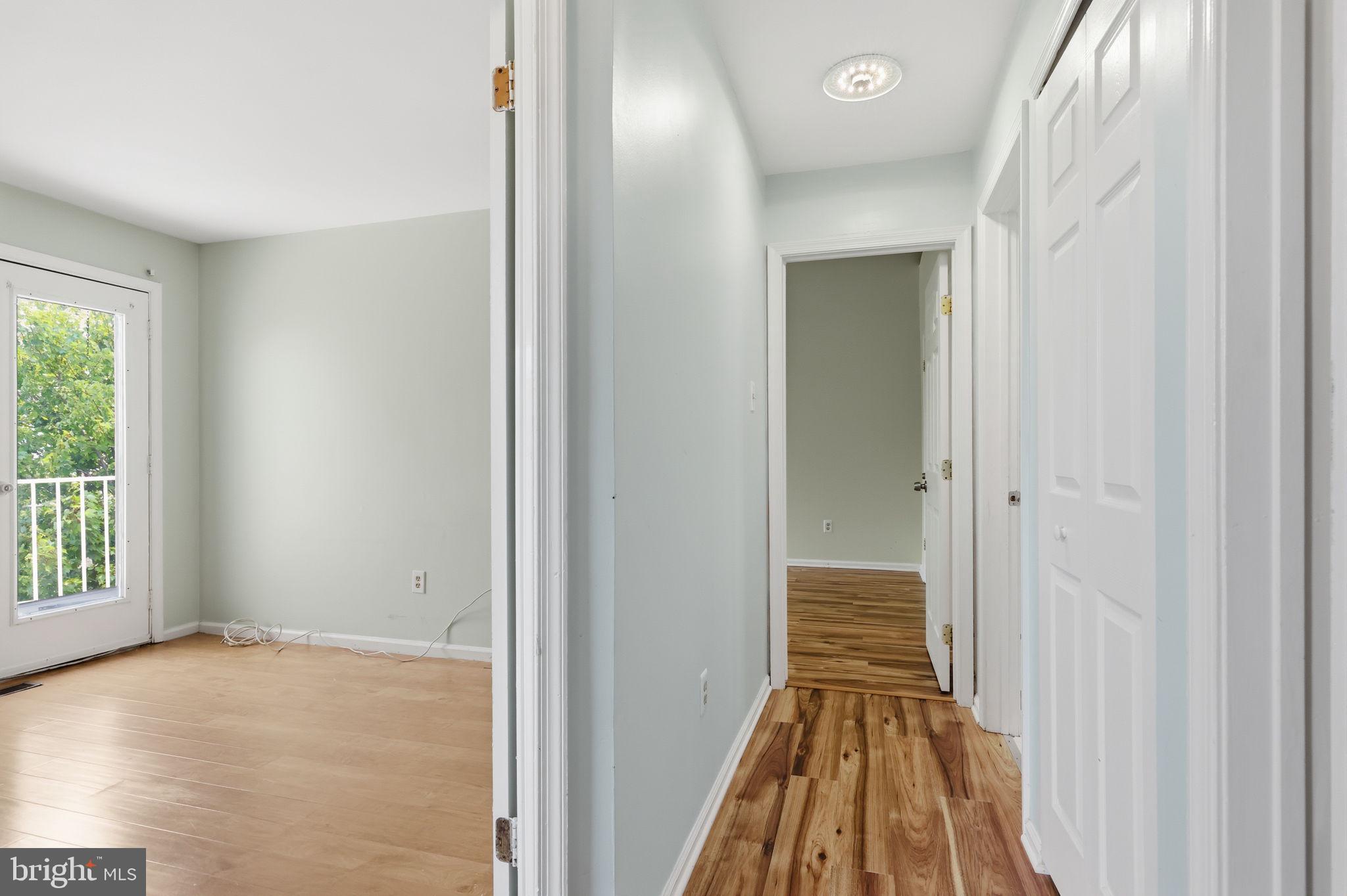 CRESTWOOD CONDO - Residential