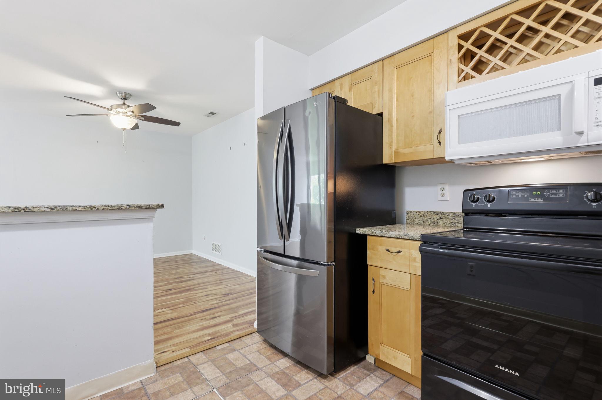 CRESTWOOD CONDO - Residential
