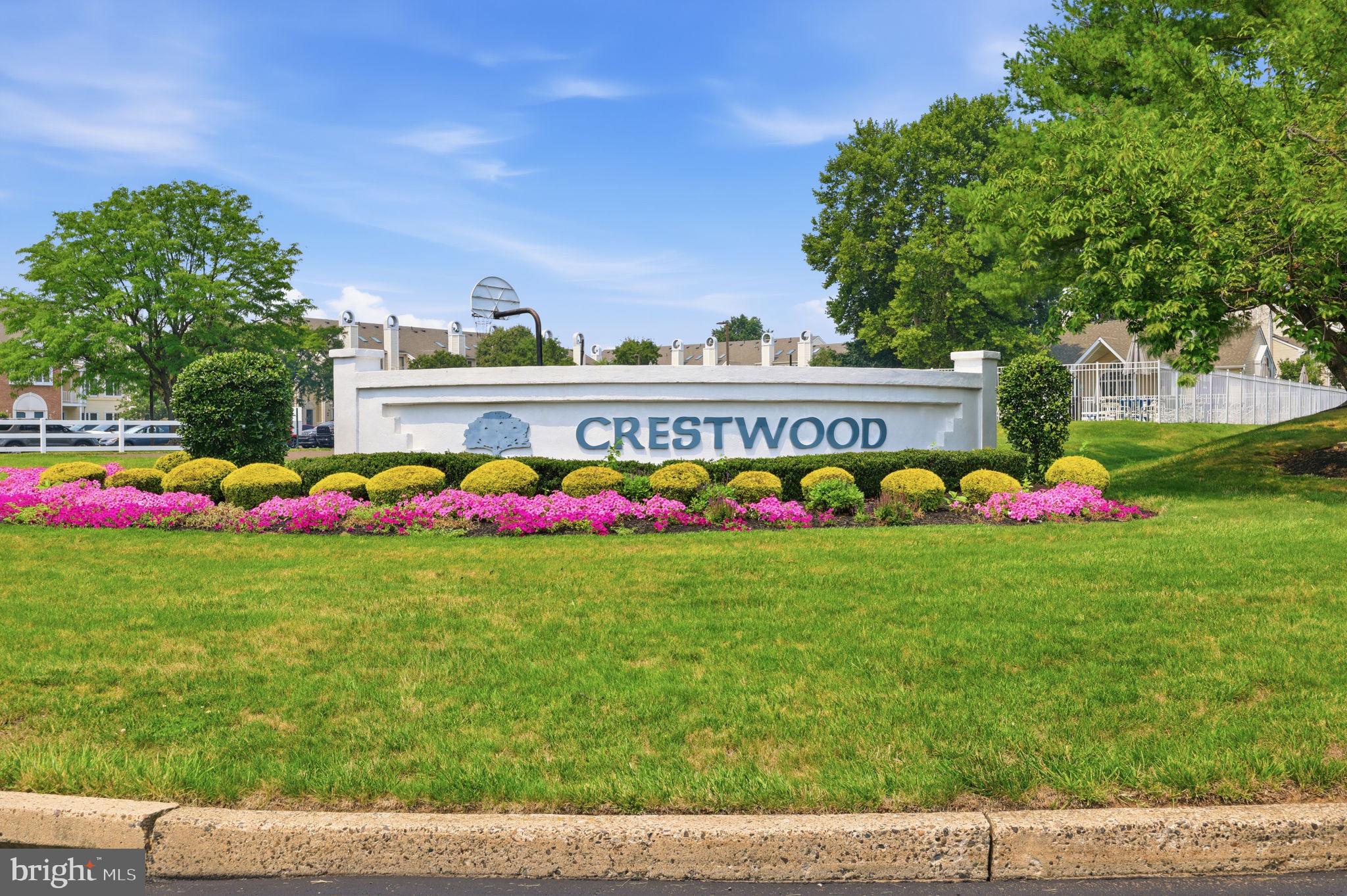 CRESTWOOD CONDO - Residential