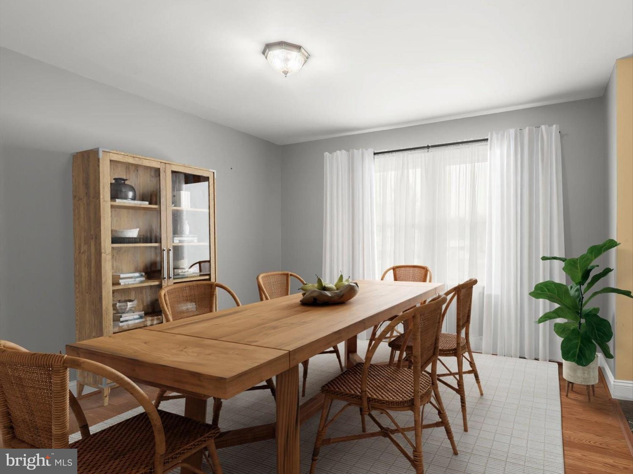 WOODBRIDGE VALLEY - Residential