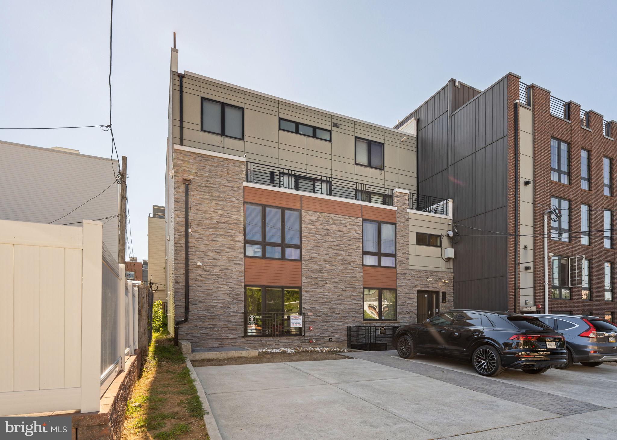 FAIRMOUNT - Residential