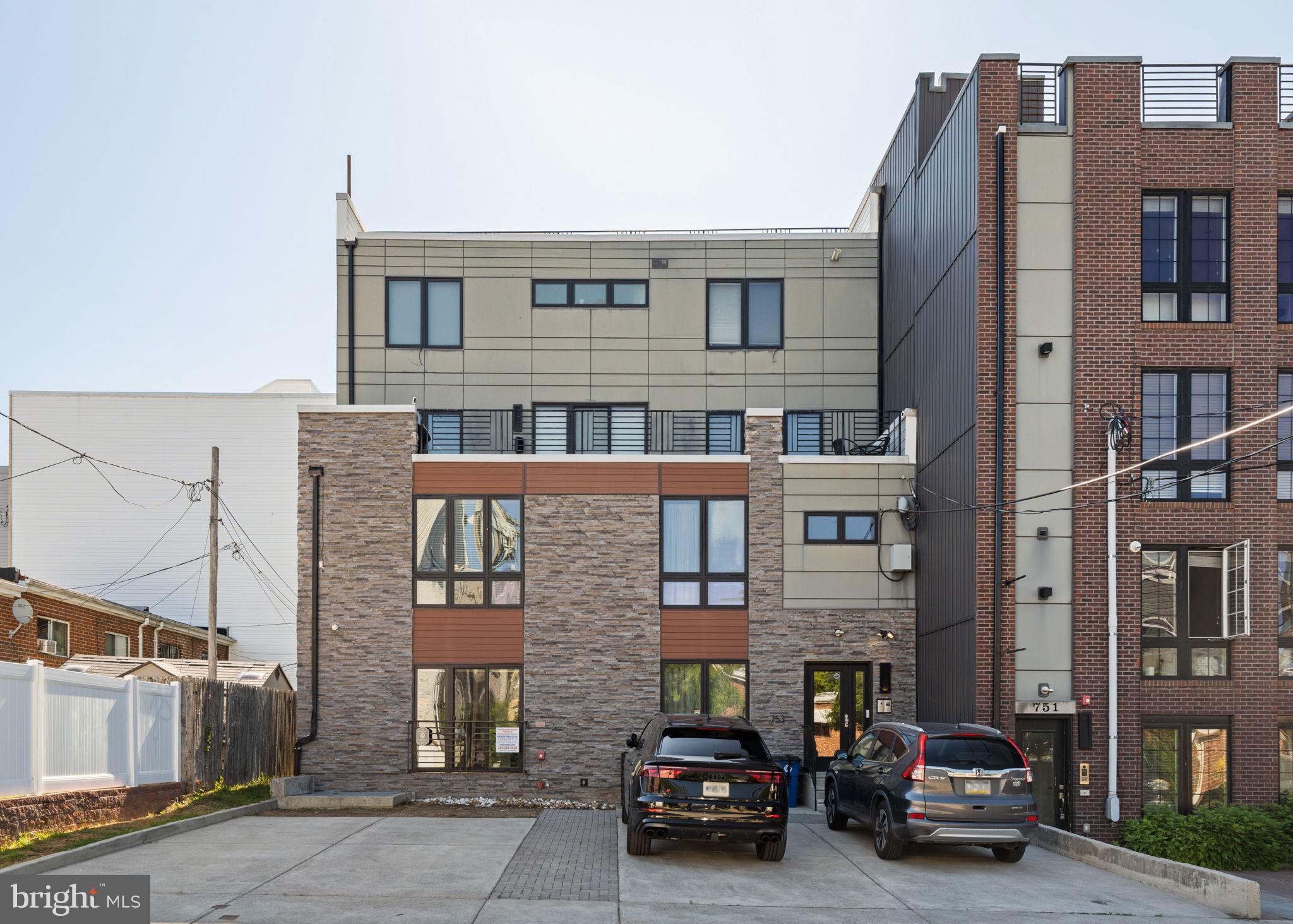 FAIRMOUNT - Residential