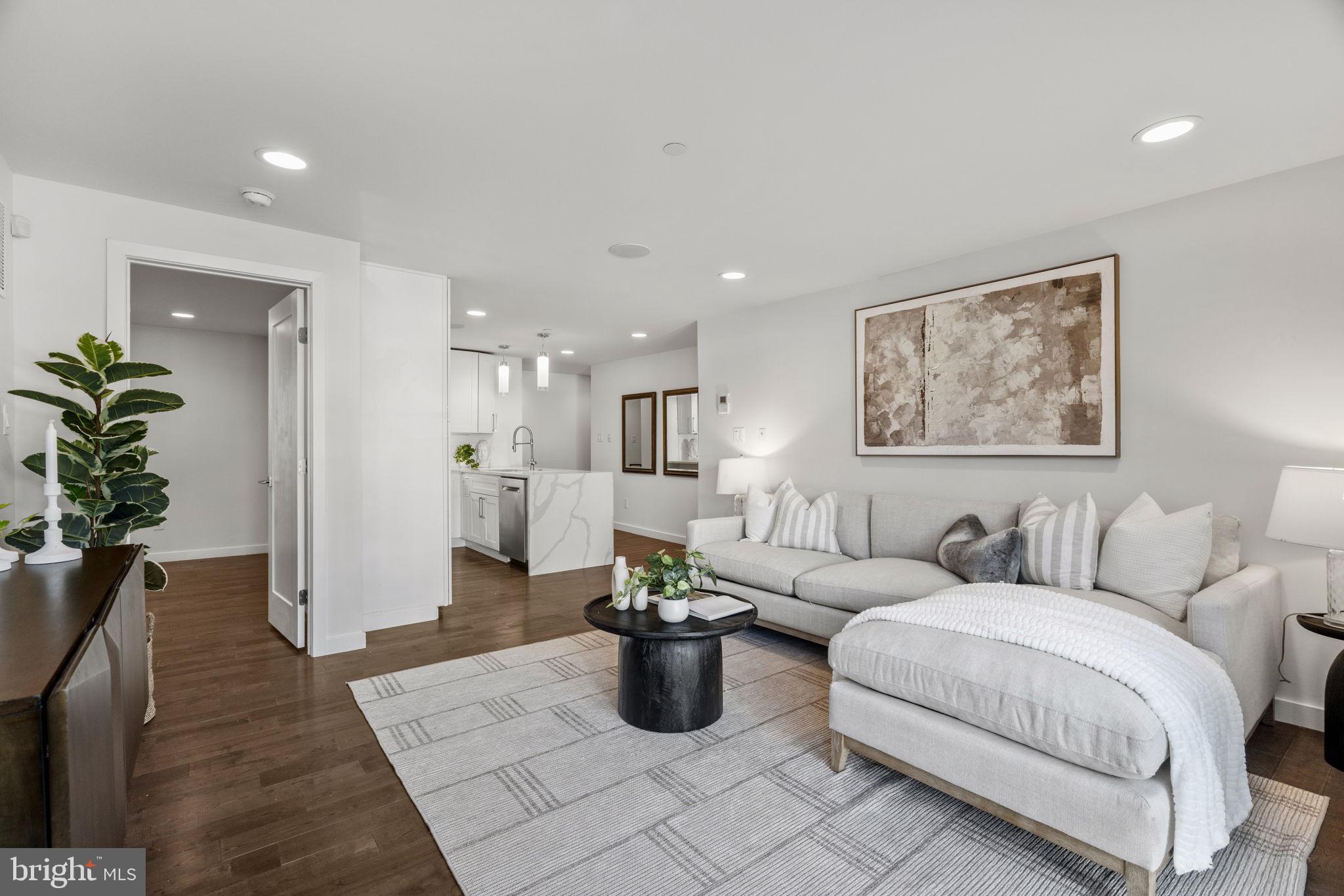 FAIRMOUNT - Residential