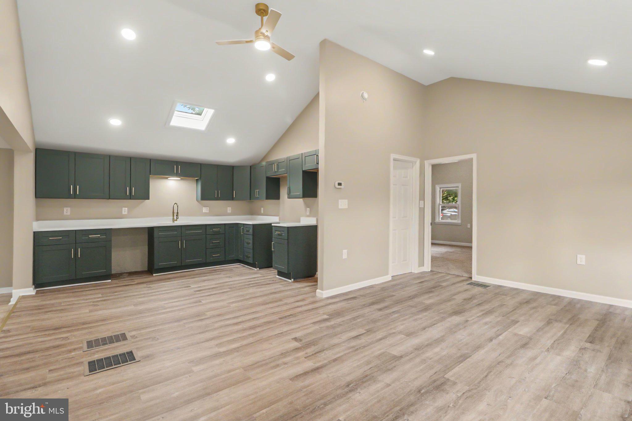 NORTH MIDDLETON TWP - Residential