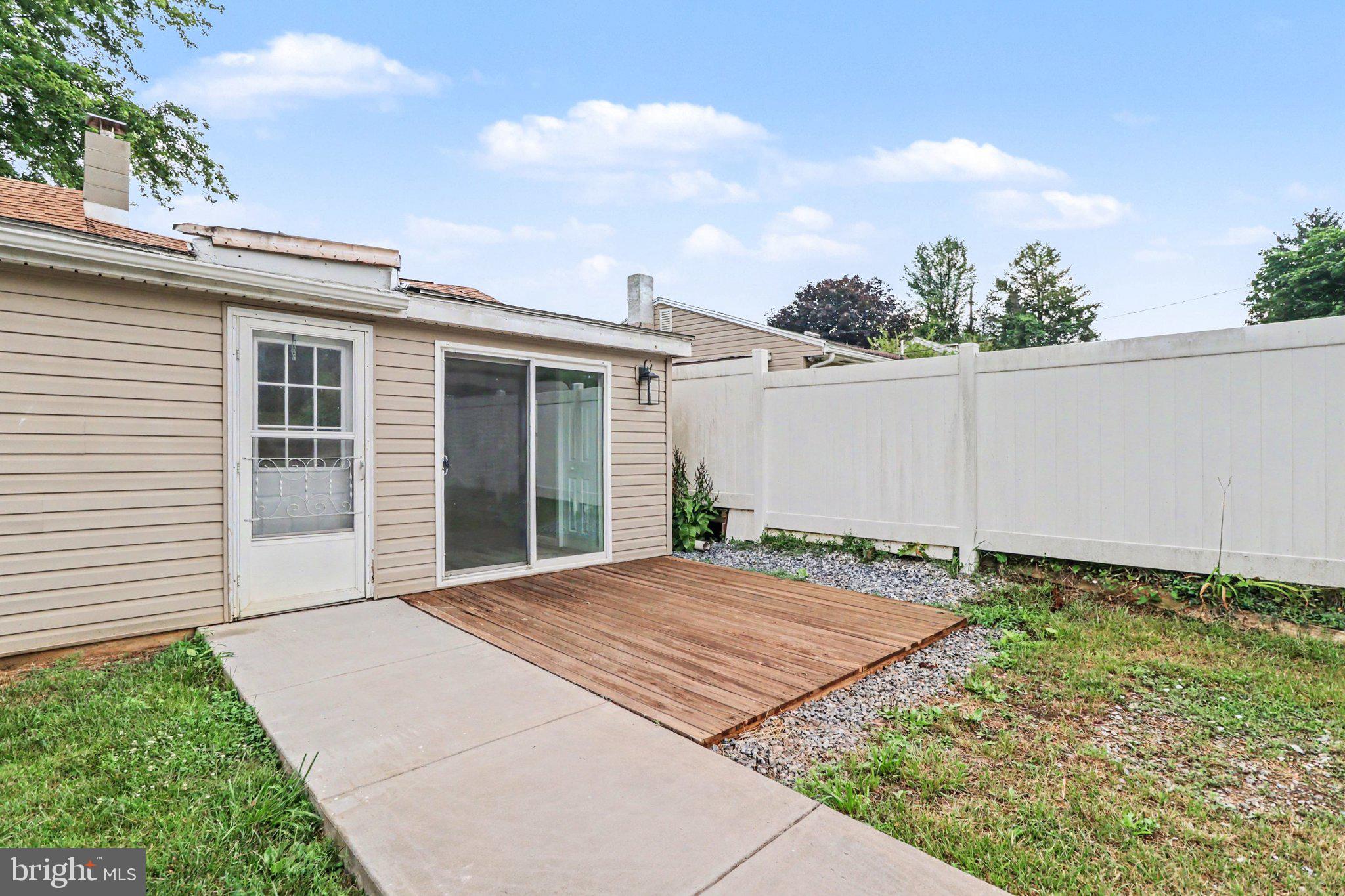 NORTH MIDDLETON TWP - Residential