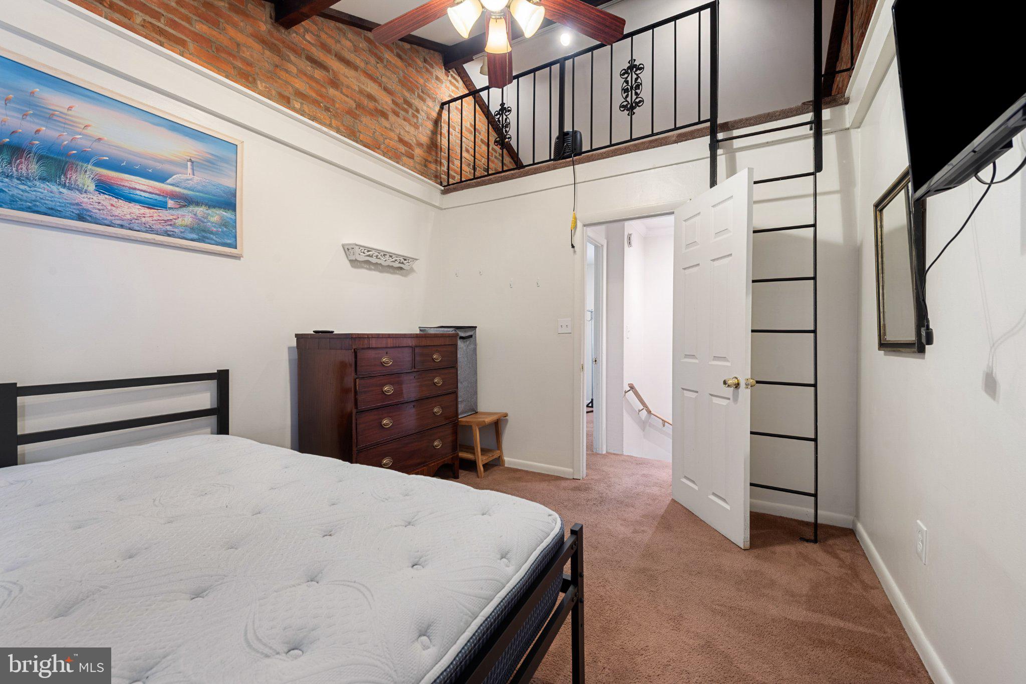 FELLS POINT HISTORIC DISTRICT - Residential