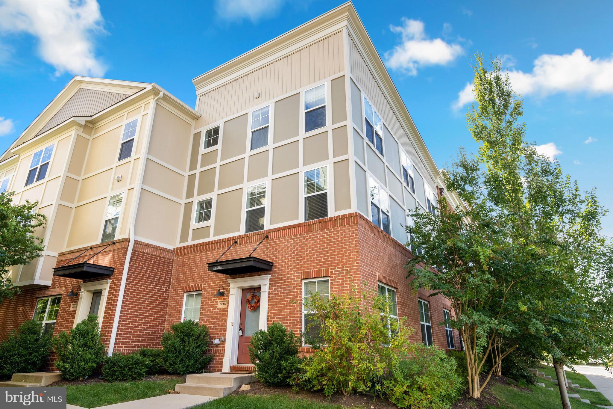 BRAMBLETON OVERLOOK - Residential Lease