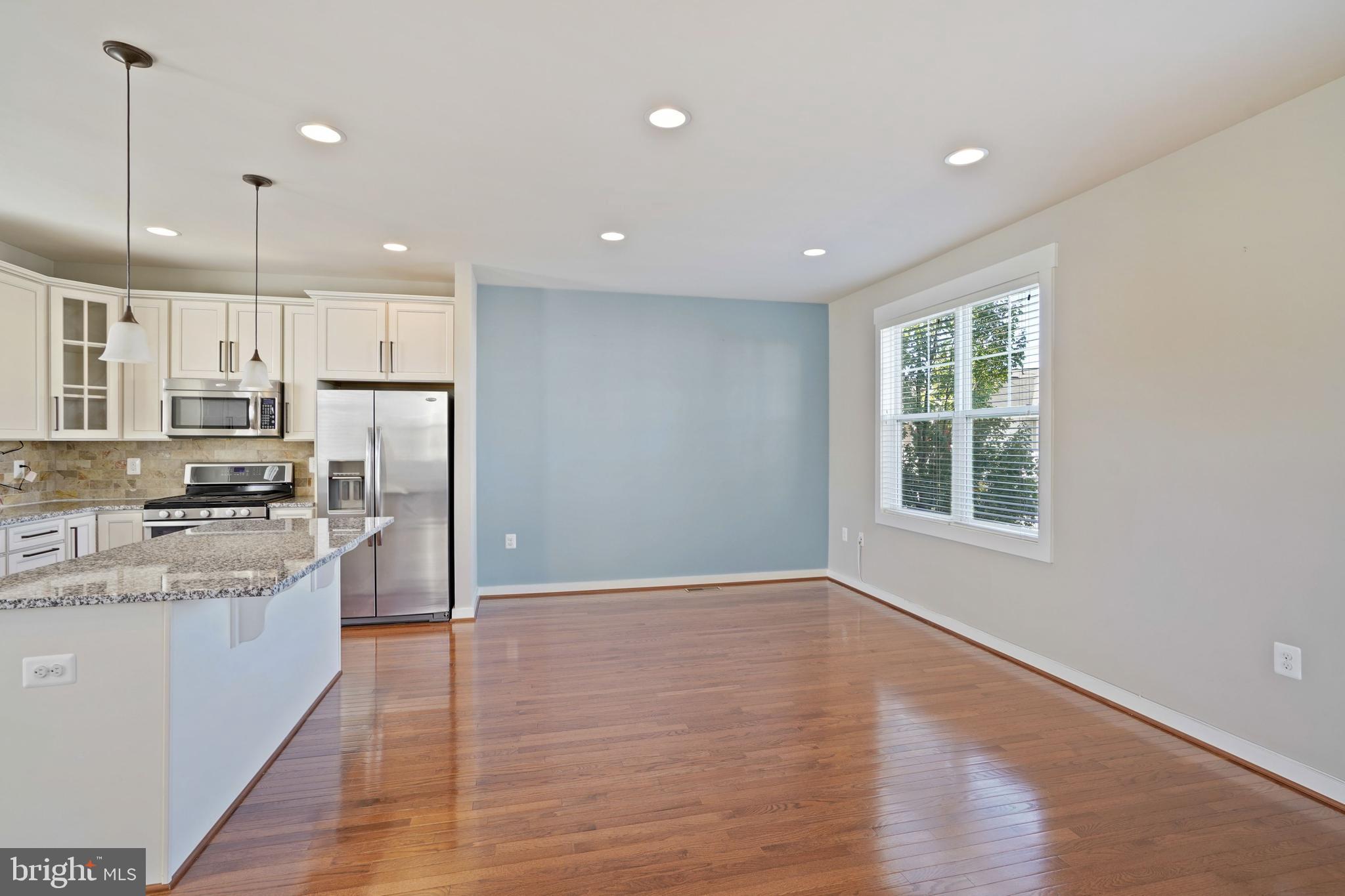 BRAMBLETON OVERLOOK - Residential Lease