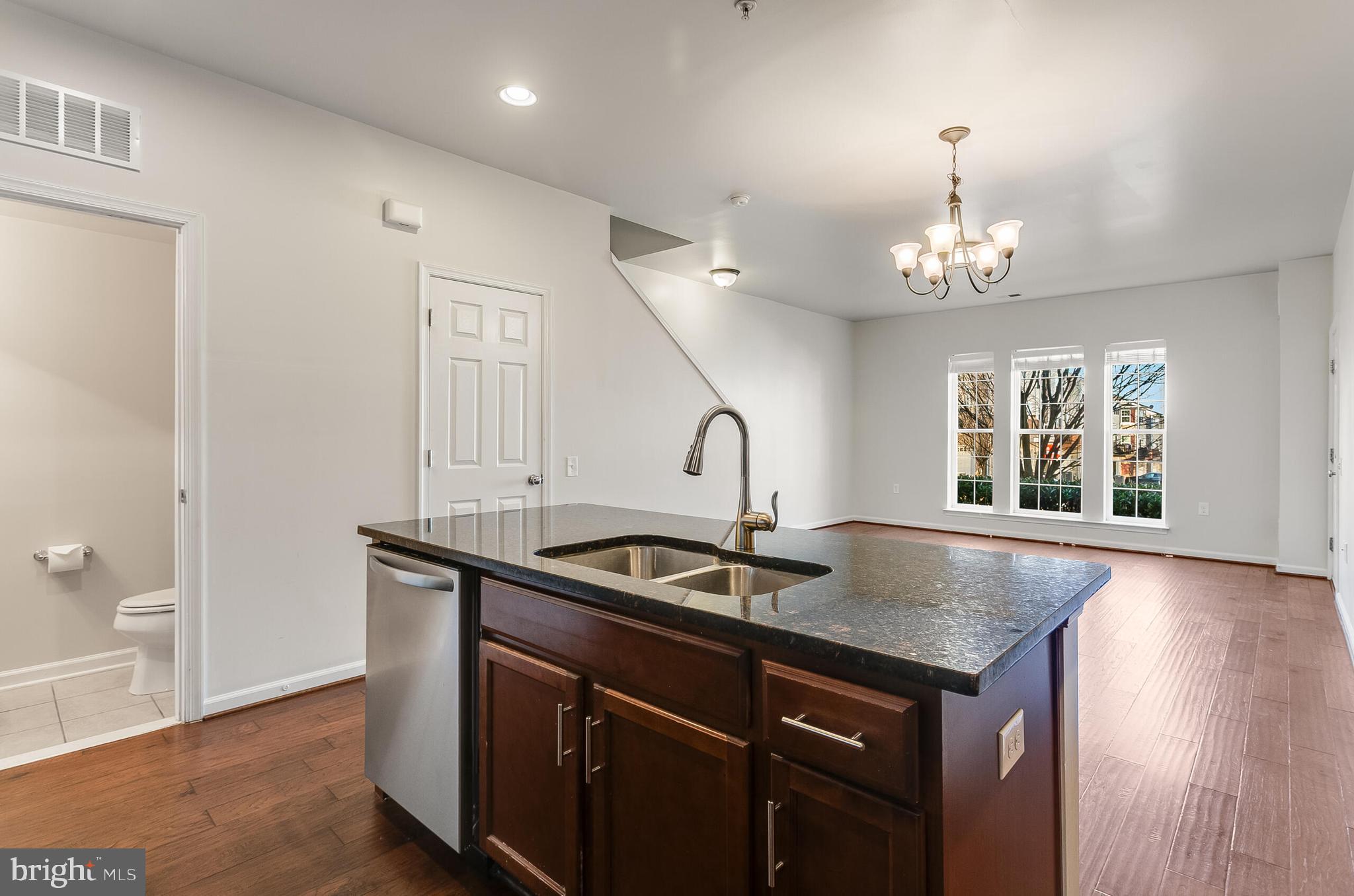 GOOSE CREEK - Residential Lease