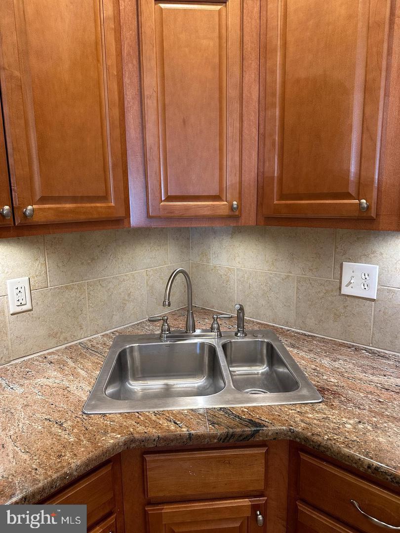 BUSTLETON - Residential