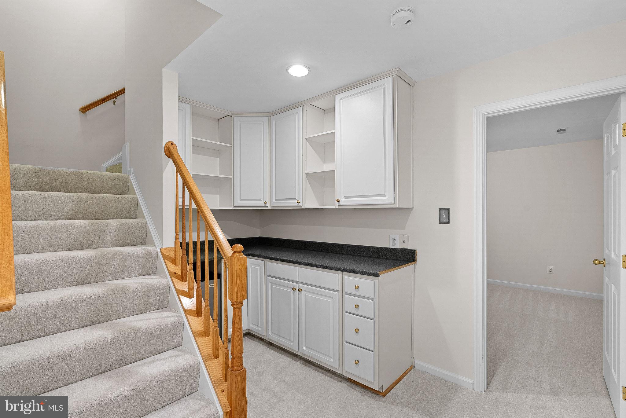 SIGNATURE AT BROADLANDS - Residential