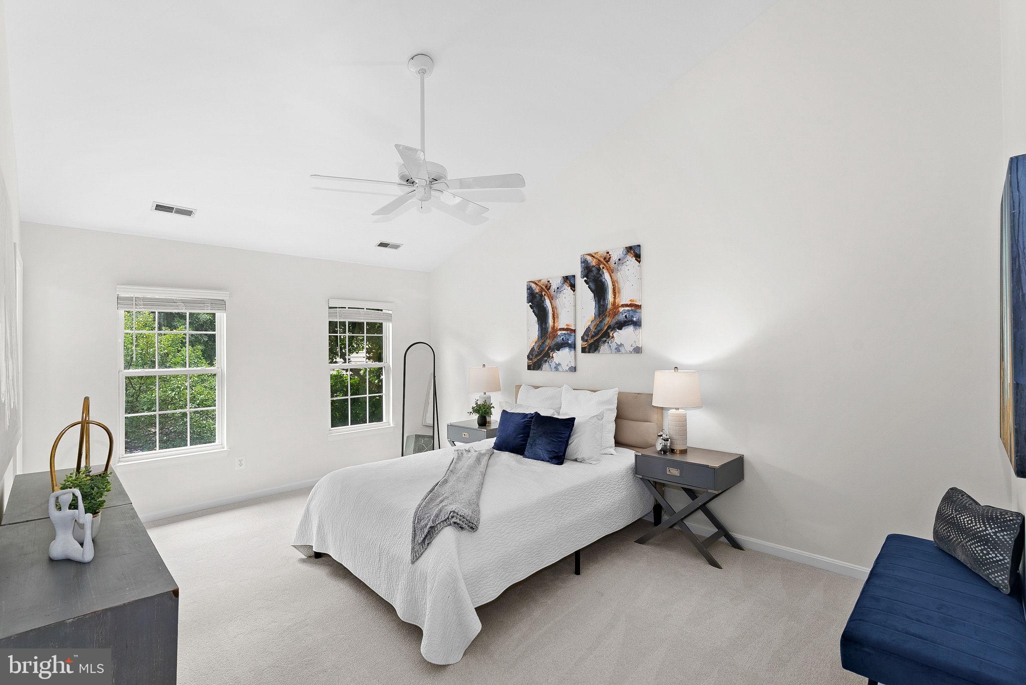 SIGNATURE AT BROADLANDS - Residential