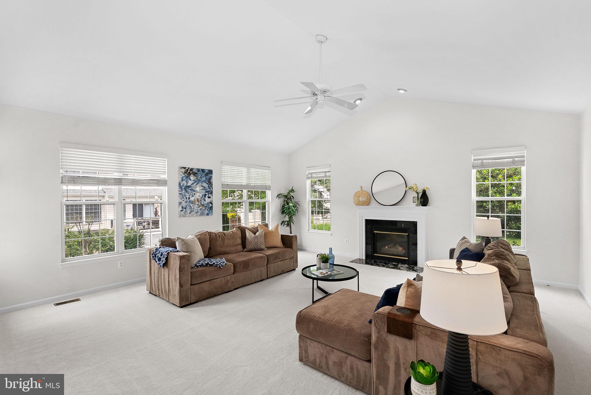 SIGNATURE AT BROADLANDS - Residential