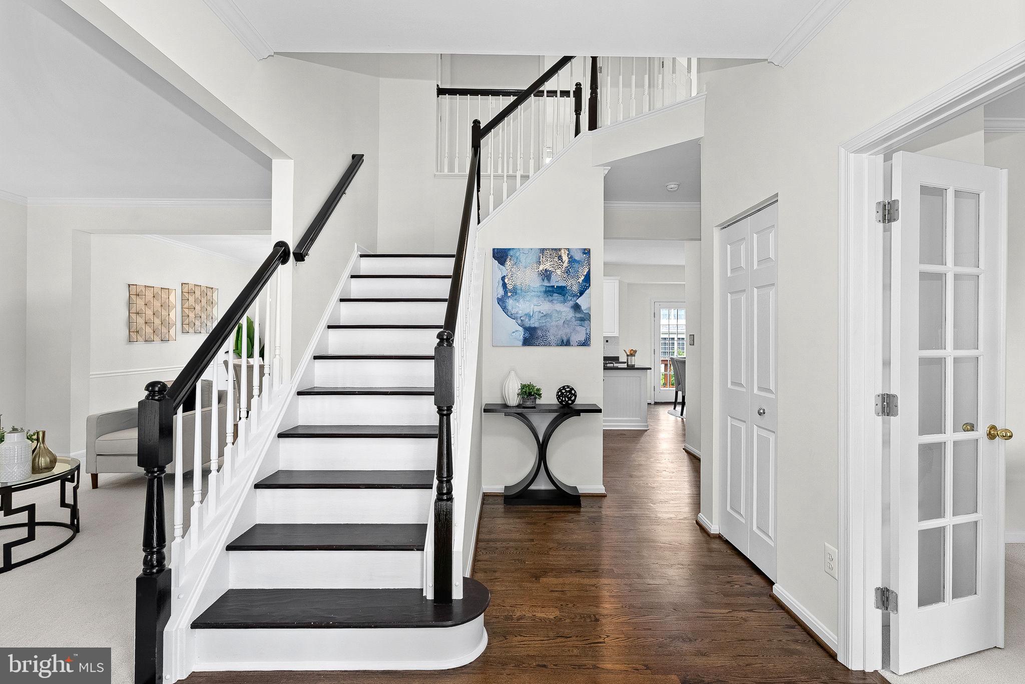 SIGNATURE AT BROADLANDS - Residential