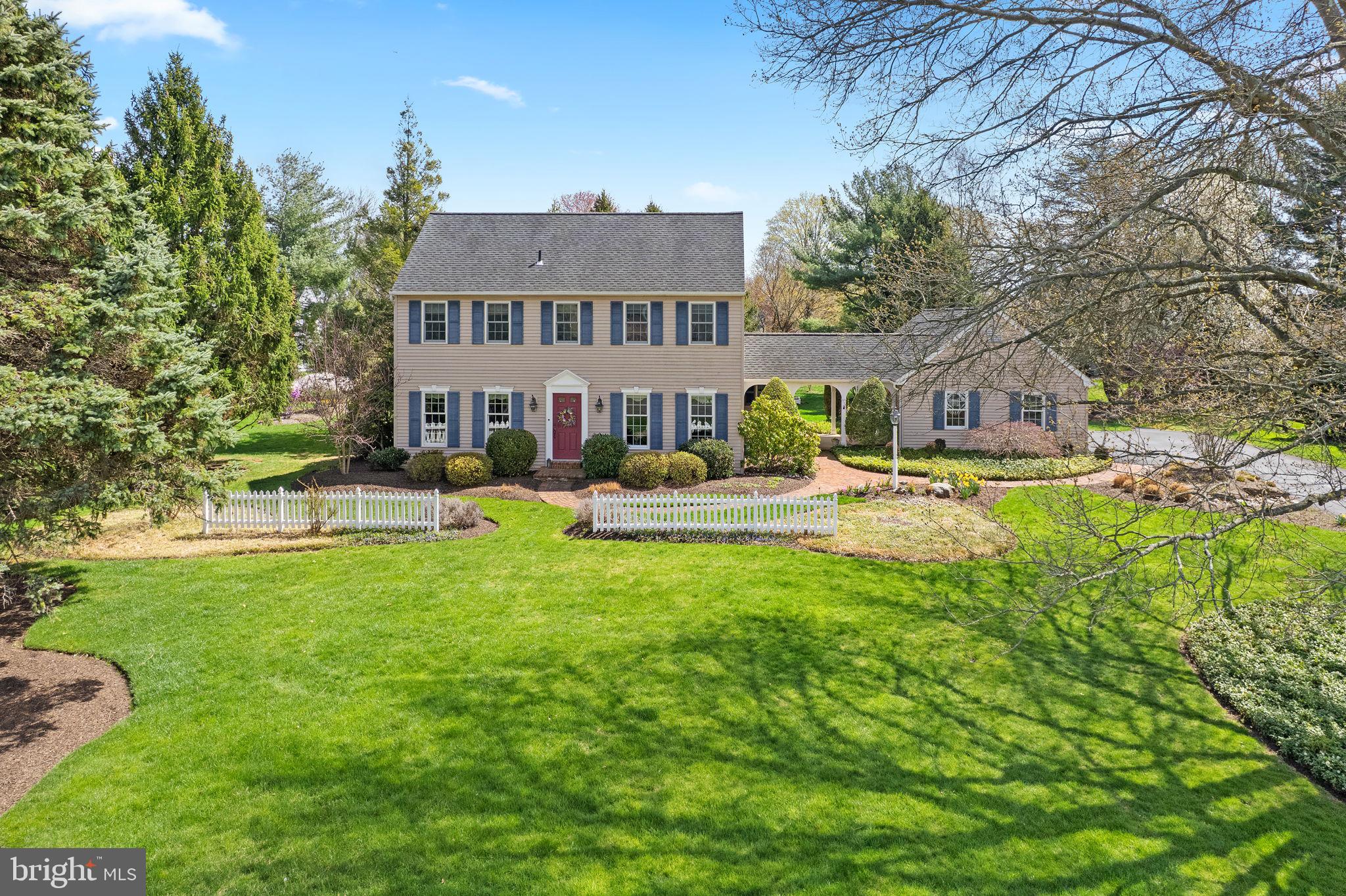 RIVER KNOLL - Residential