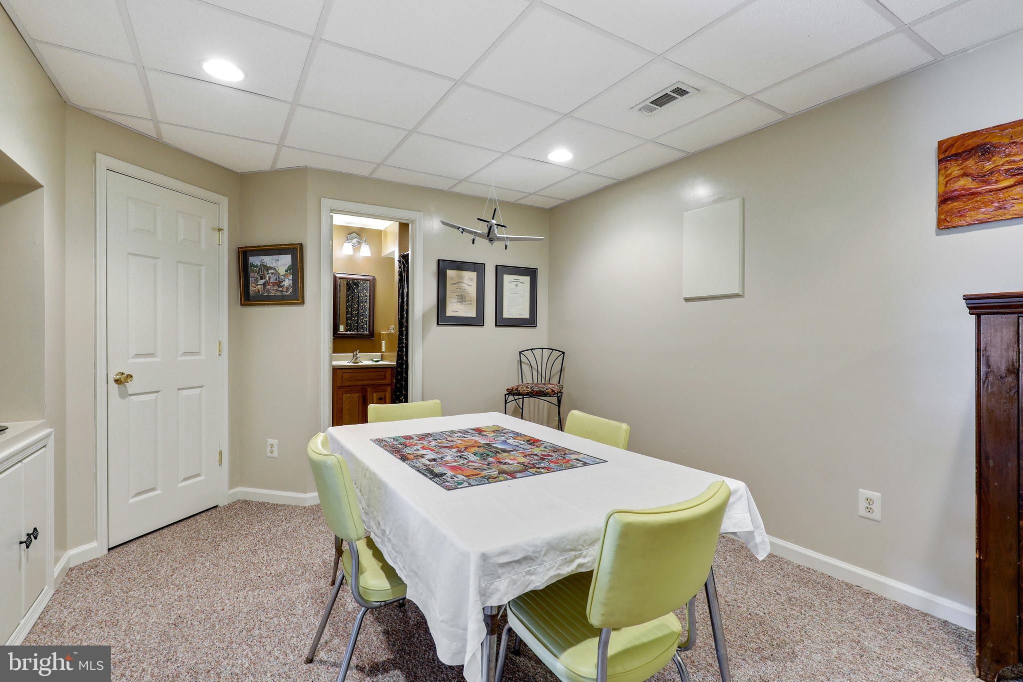EDGEWOOD - Residential