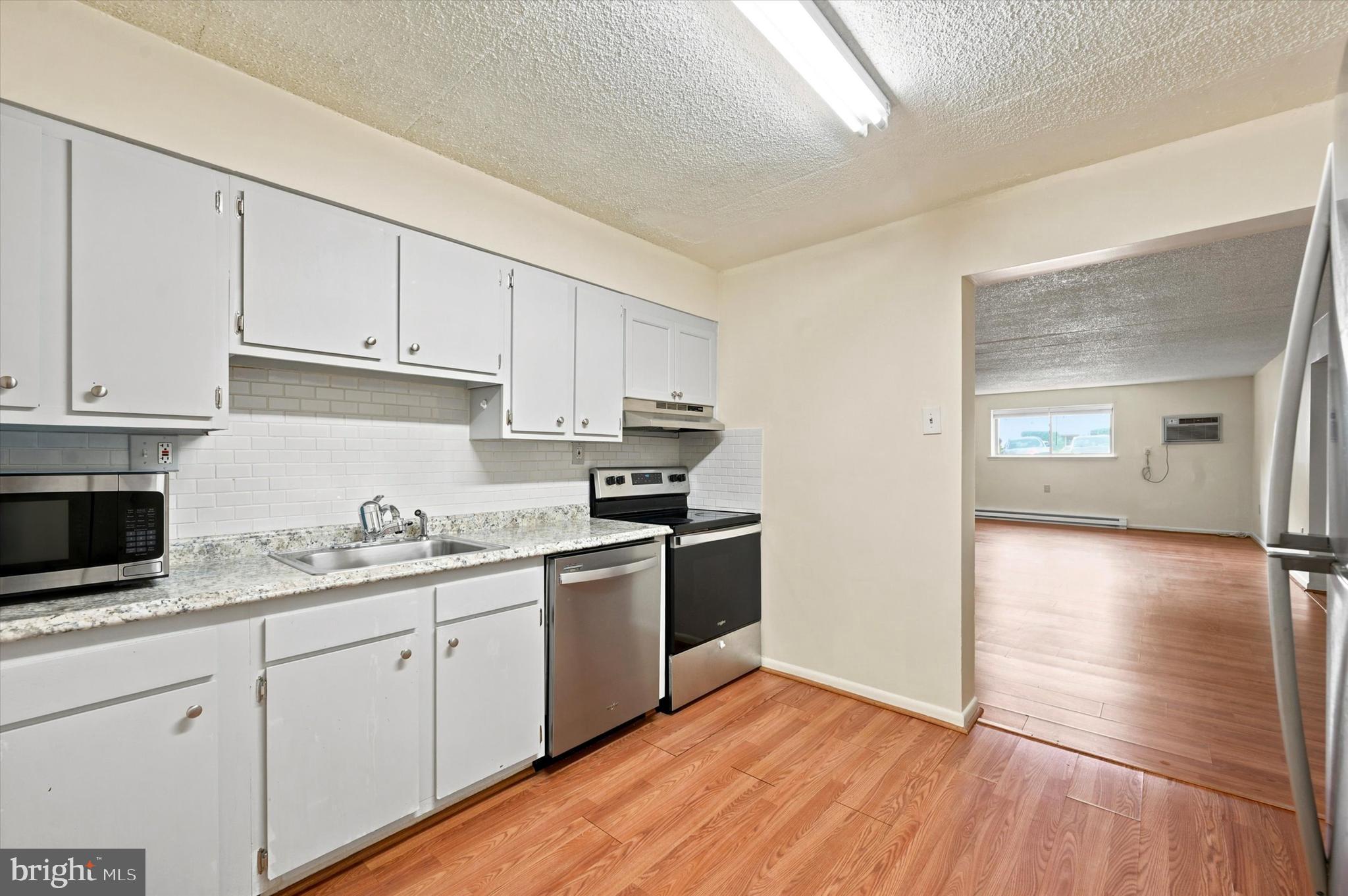 HAVERFORD HILL - Residential