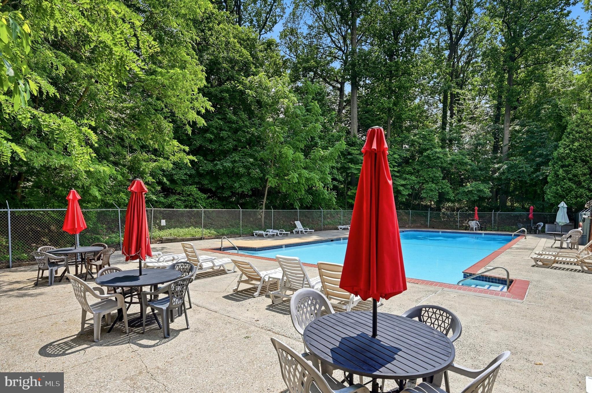 HAVERFORD HILL - Residential