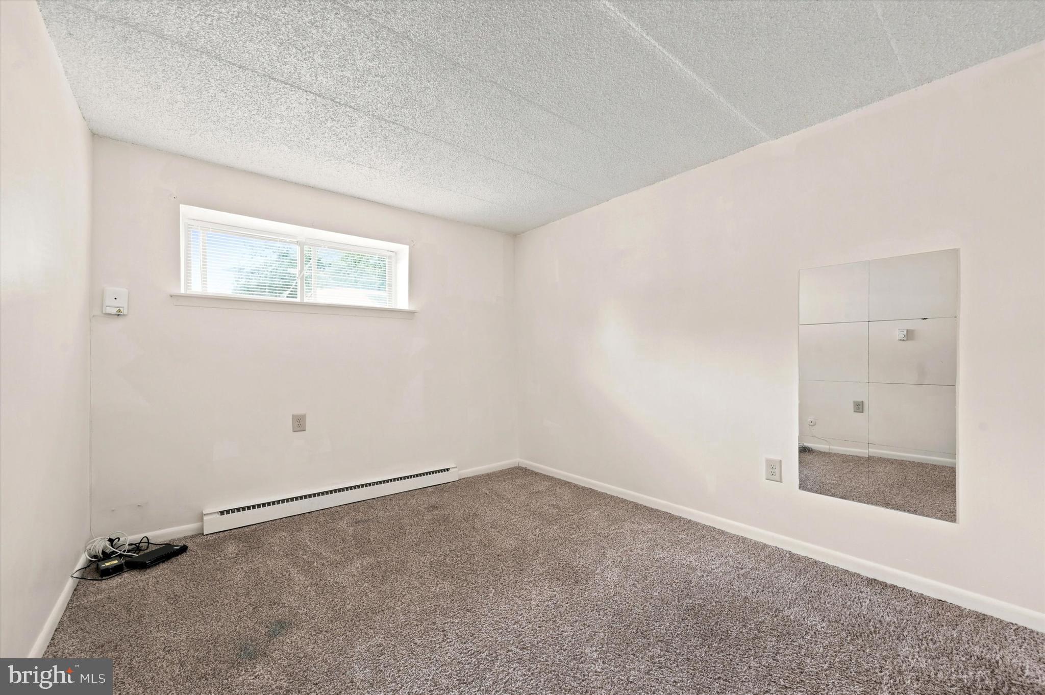 HAVERFORD HILL - Residential