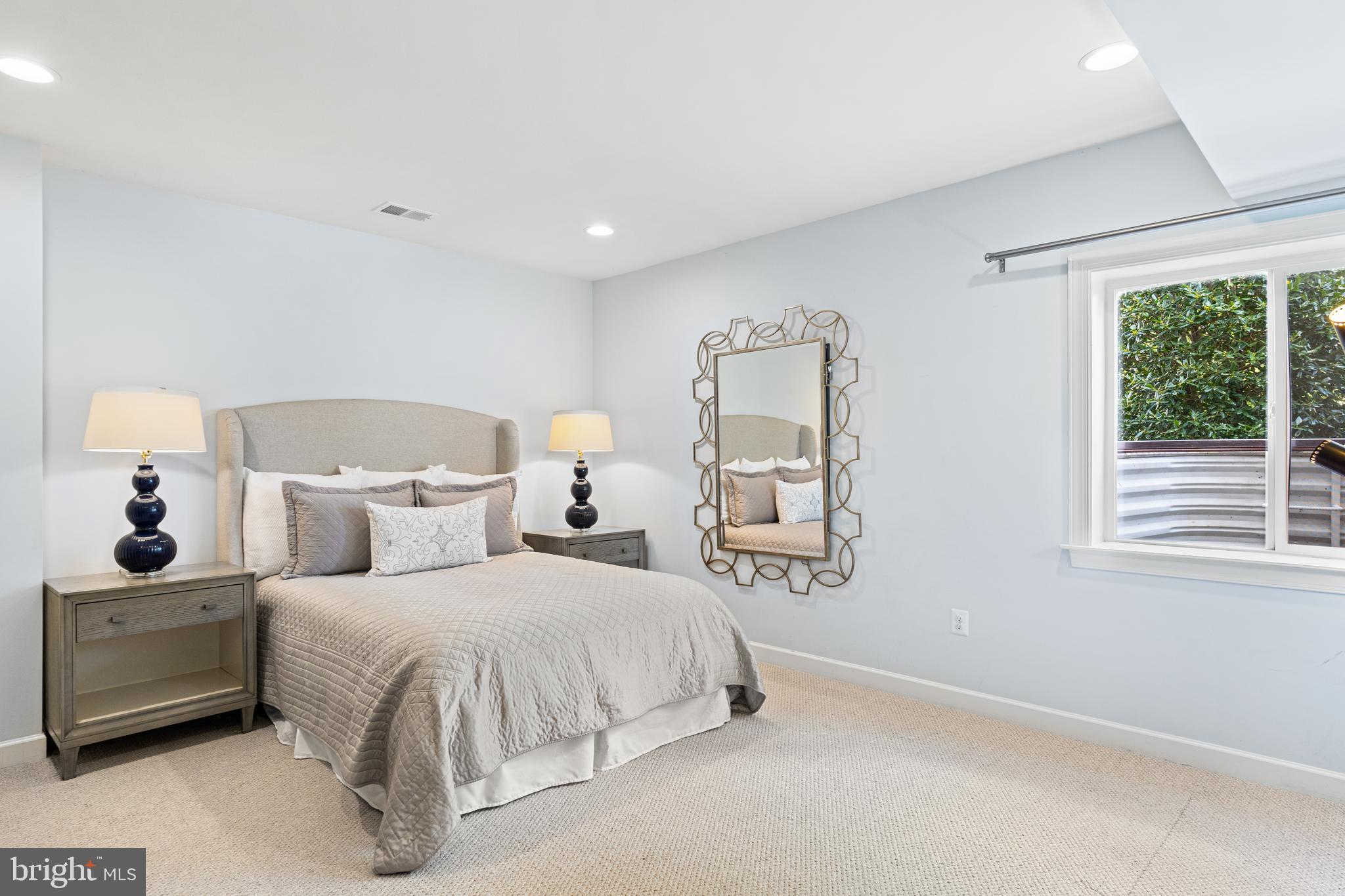 BURKE JUNCTION - Residential