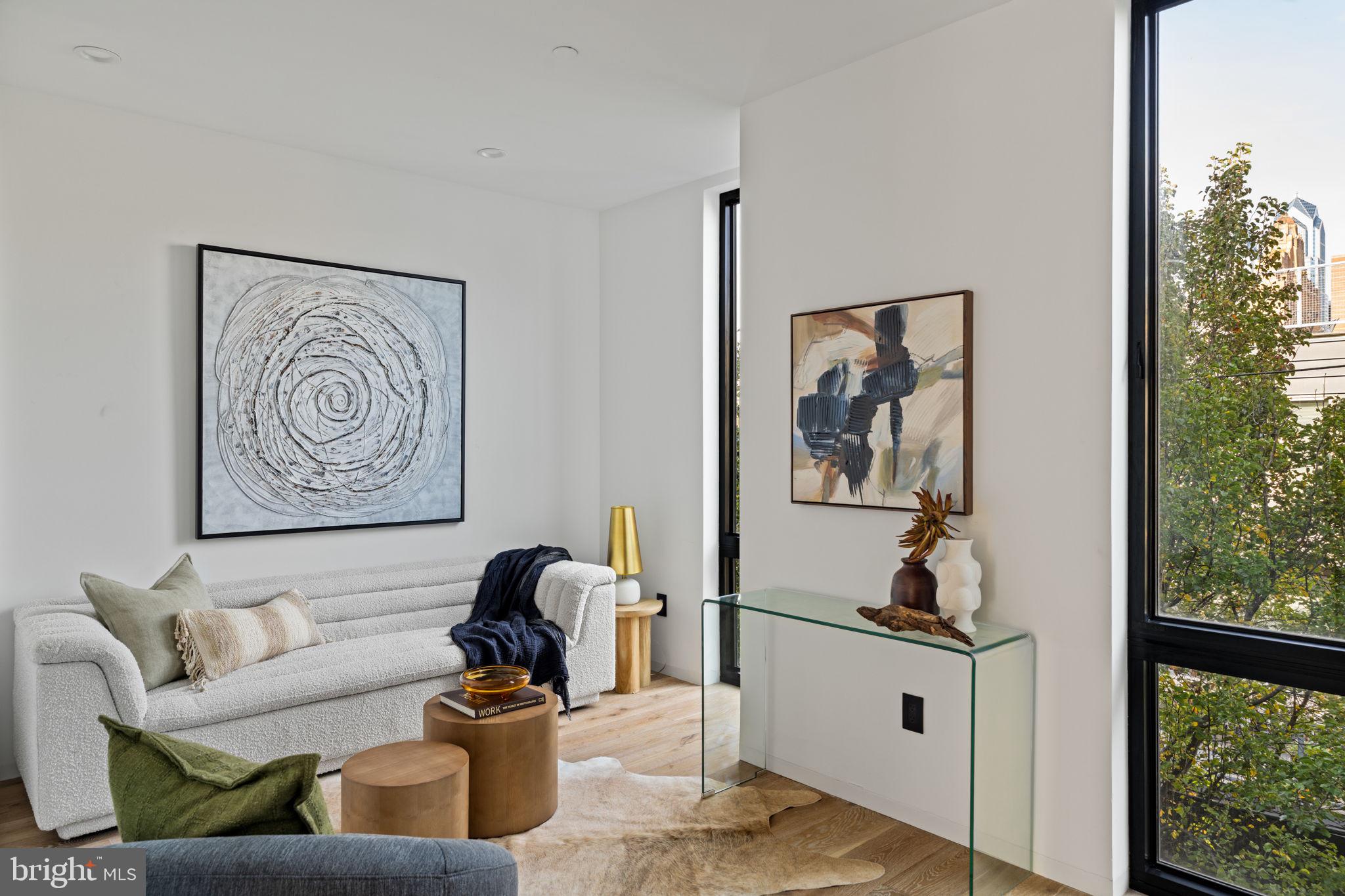 PHILADELPHIA - Residential
