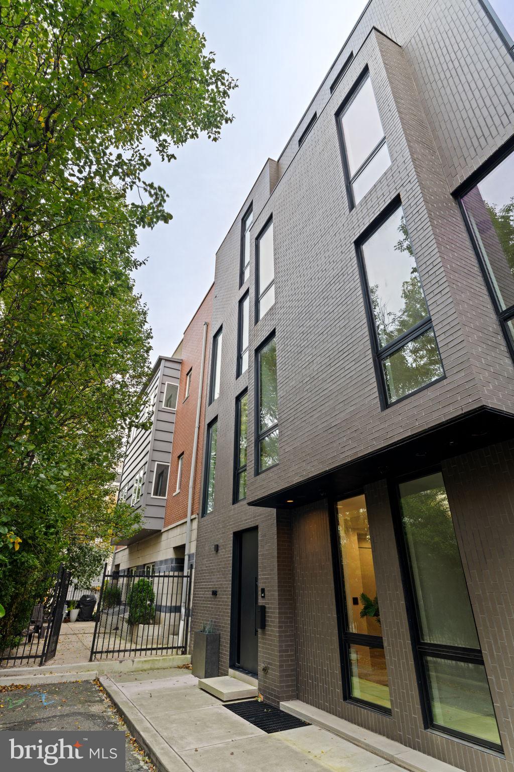 PHILADELPHIA - Residential