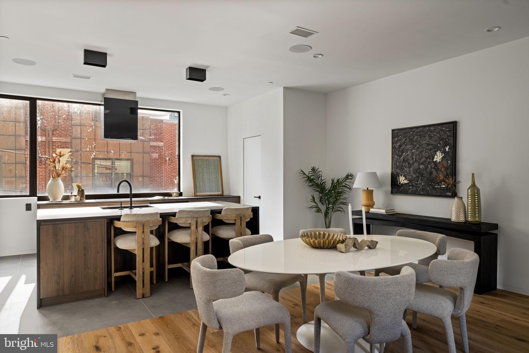 PHILADELPHIA - Residential