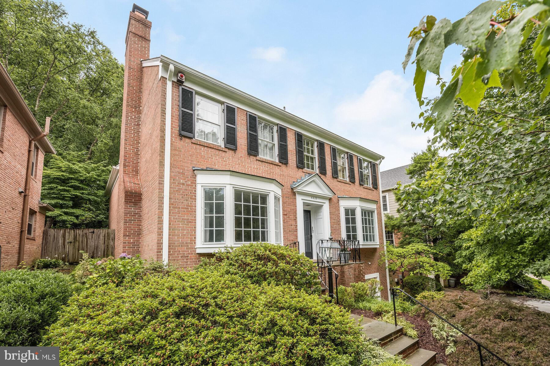 Beautifully renovated Colonial located in the highly desirable section of Overlook in Westmoreland Hills.