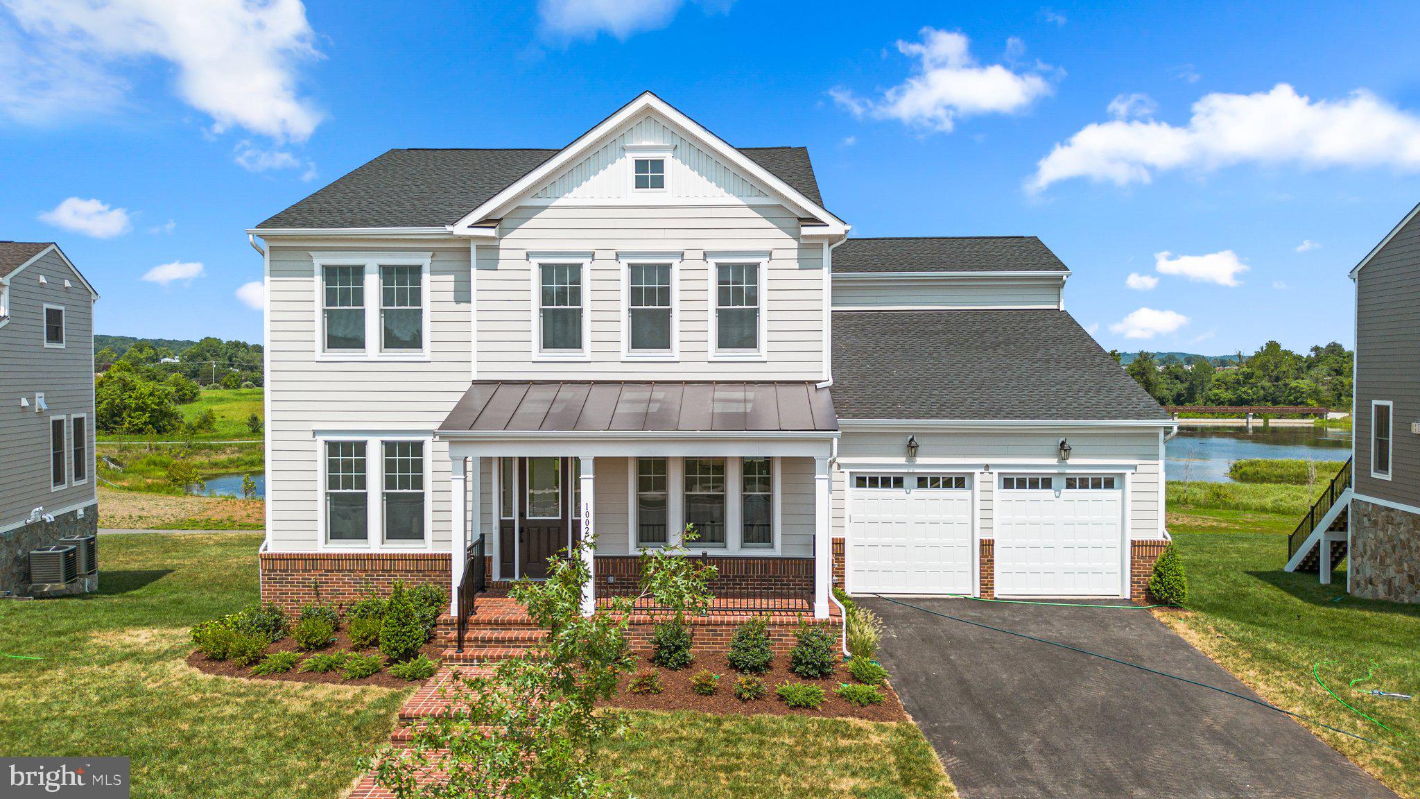 MEADOWBROOK - Residential