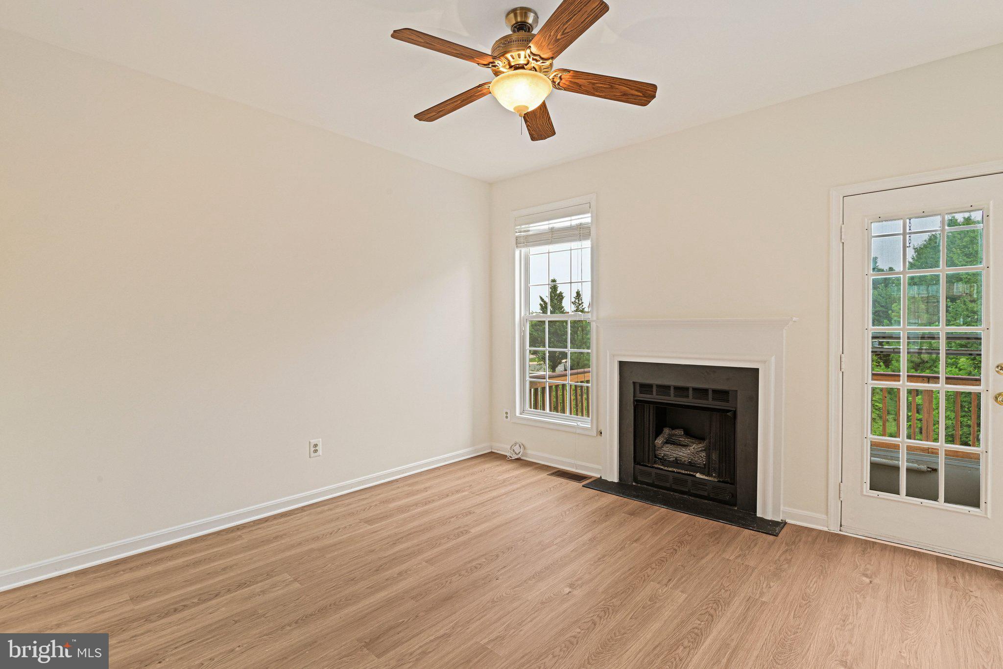 WEXFORD TOWNHOMES AT MCNAIR - Residential