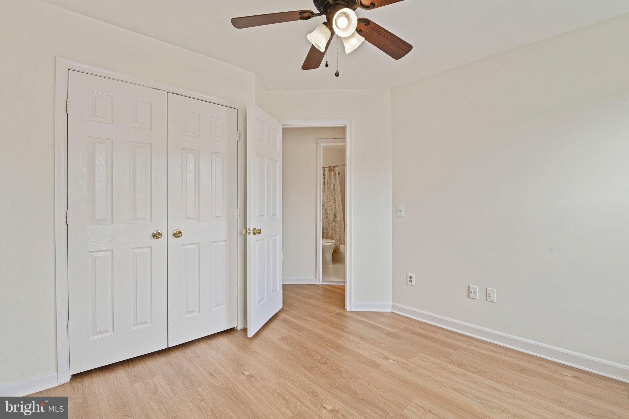WEXFORD TOWNHOMES AT MCNAIR - Residential