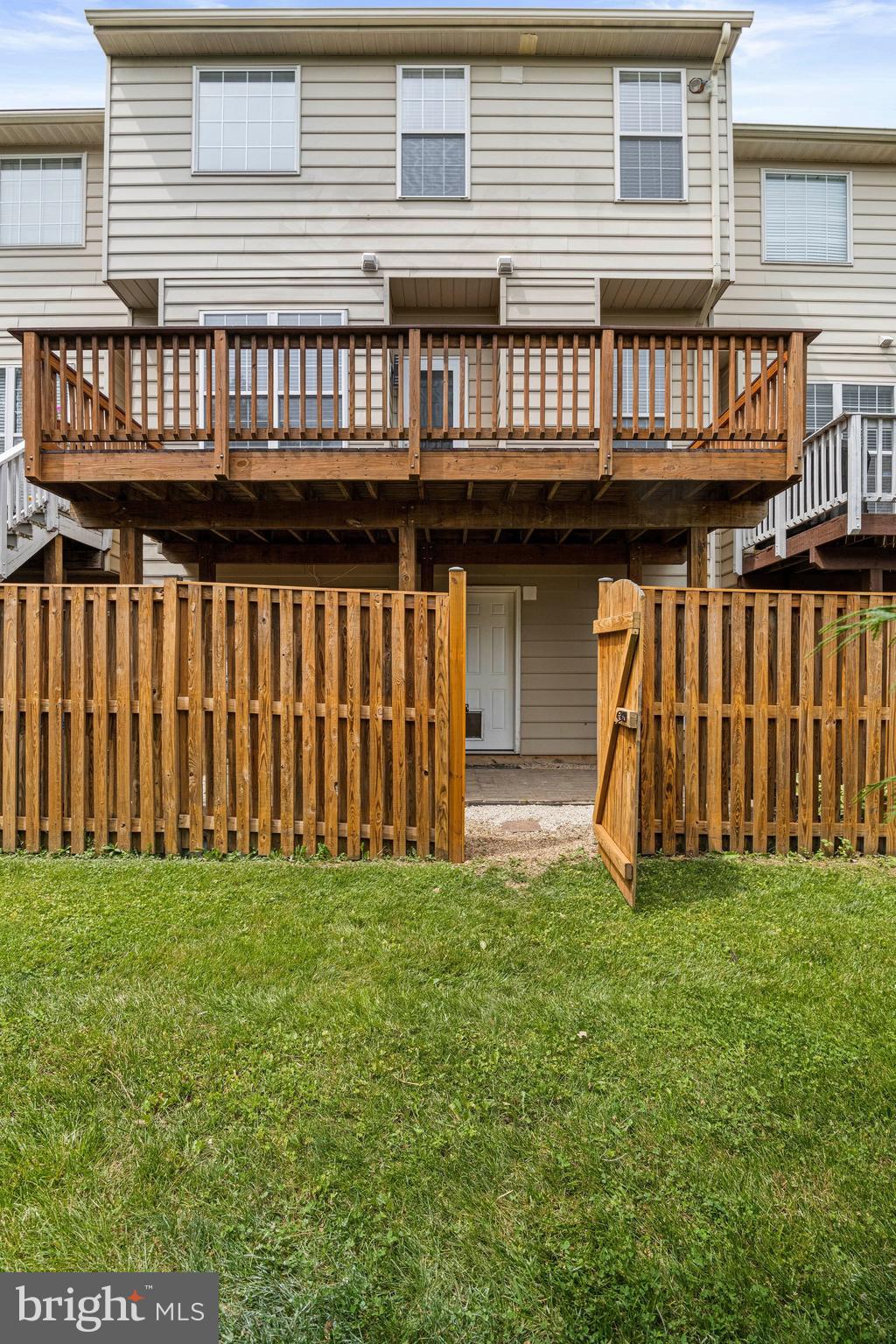 WEXFORD TOWNHOMES AT MCNAIR - Residential