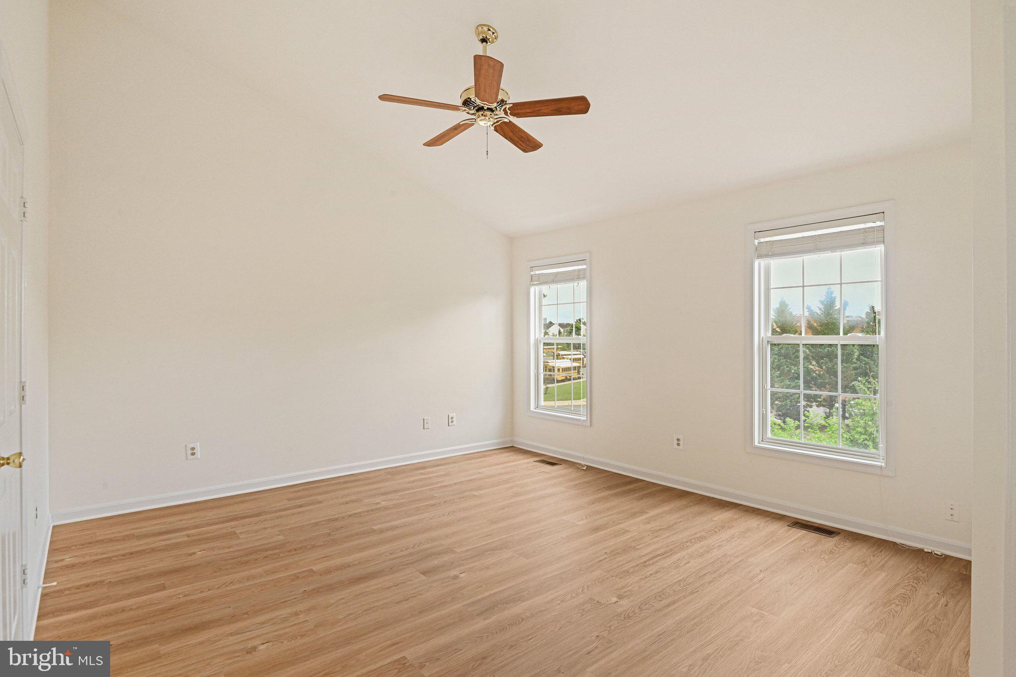 WEXFORD TOWNHOMES AT MCNAIR - Residential