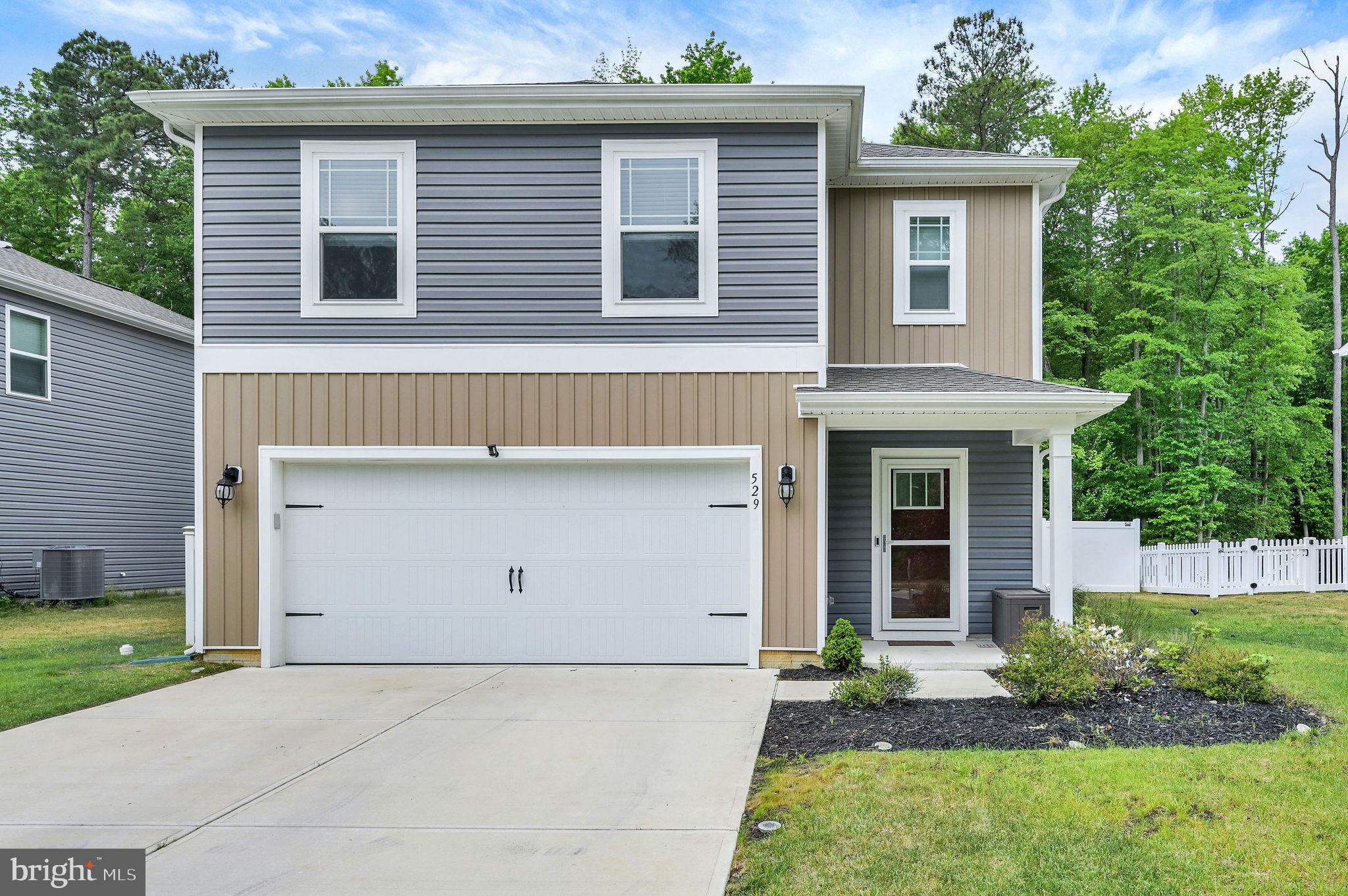 LOGANBERRY VILLAGE - Residential