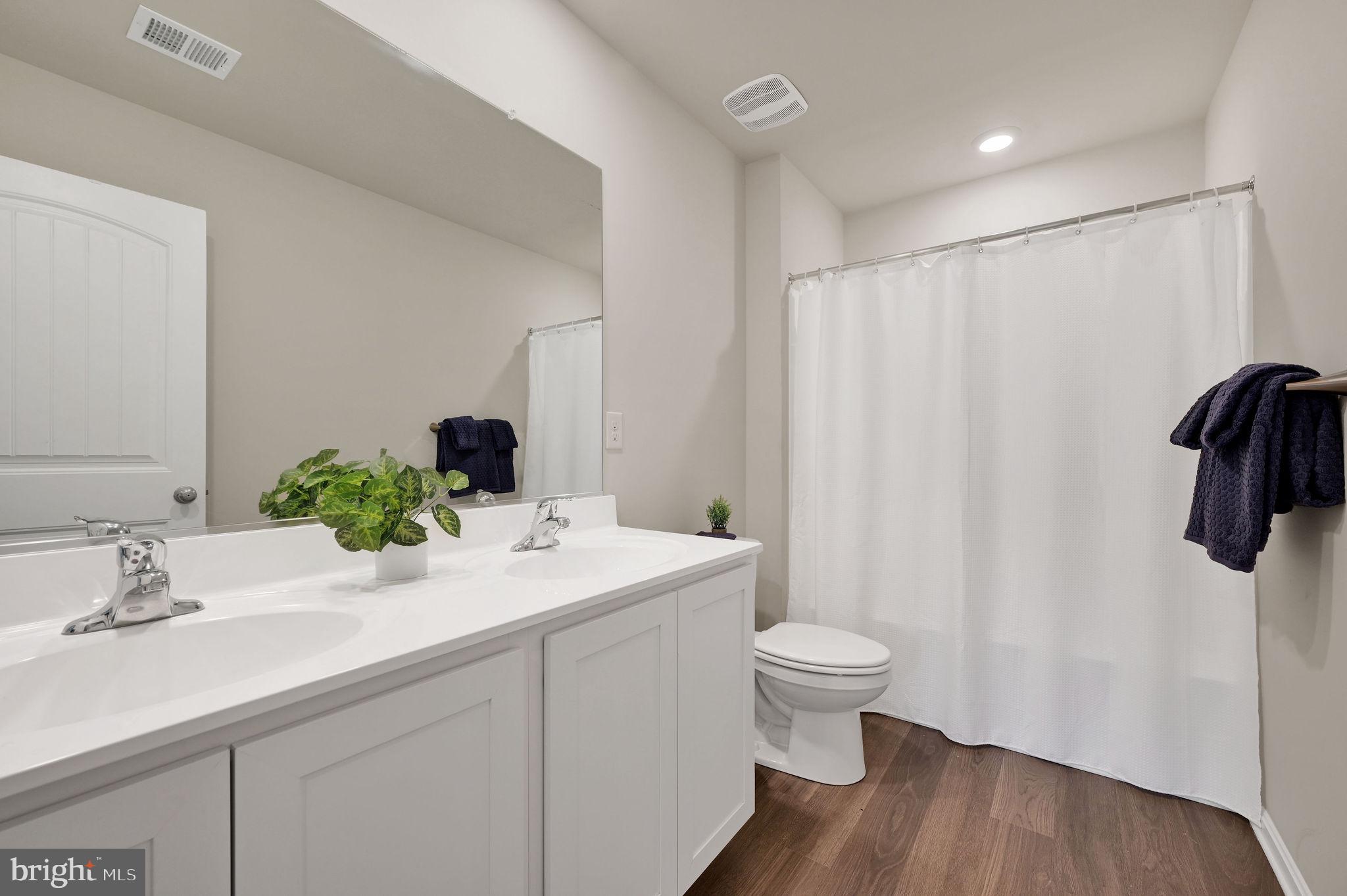 LOGANBERRY VILLAGE - Residential