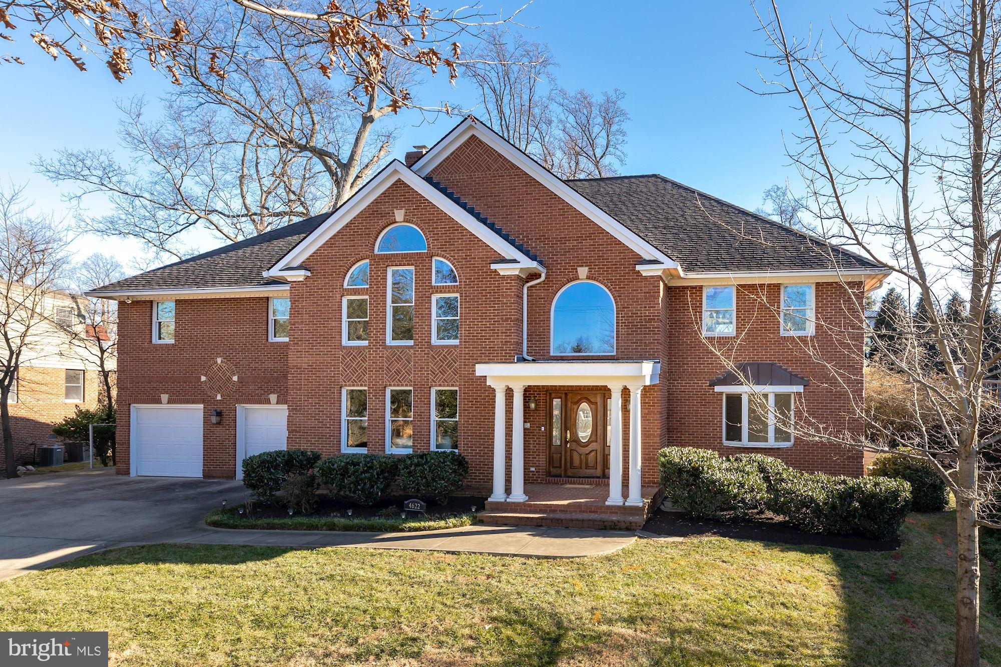 COUNTRY CLUB HILLS - Residential