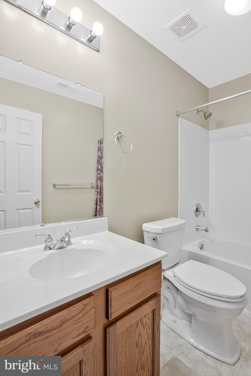 THE OAKS AT WATERS EDGE - Residential