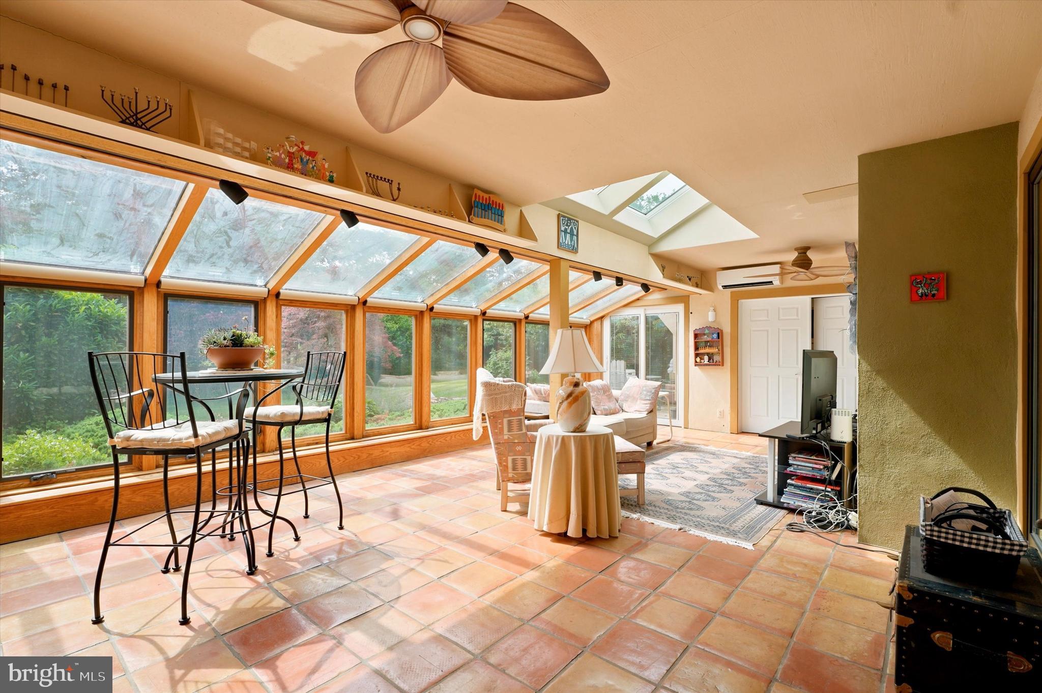WHITPAIN FARM - Residential