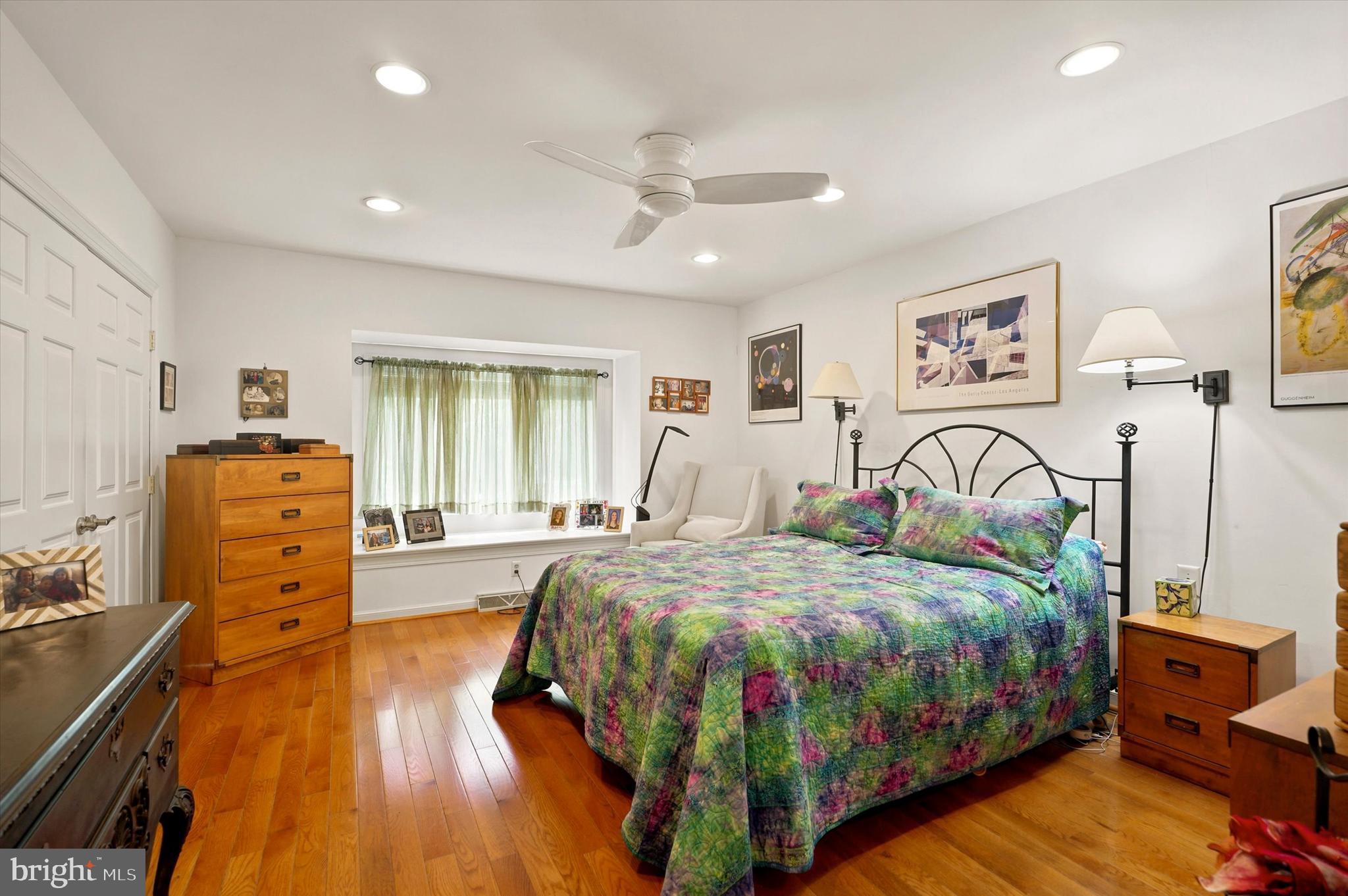 WHITPAIN FARM - Residential