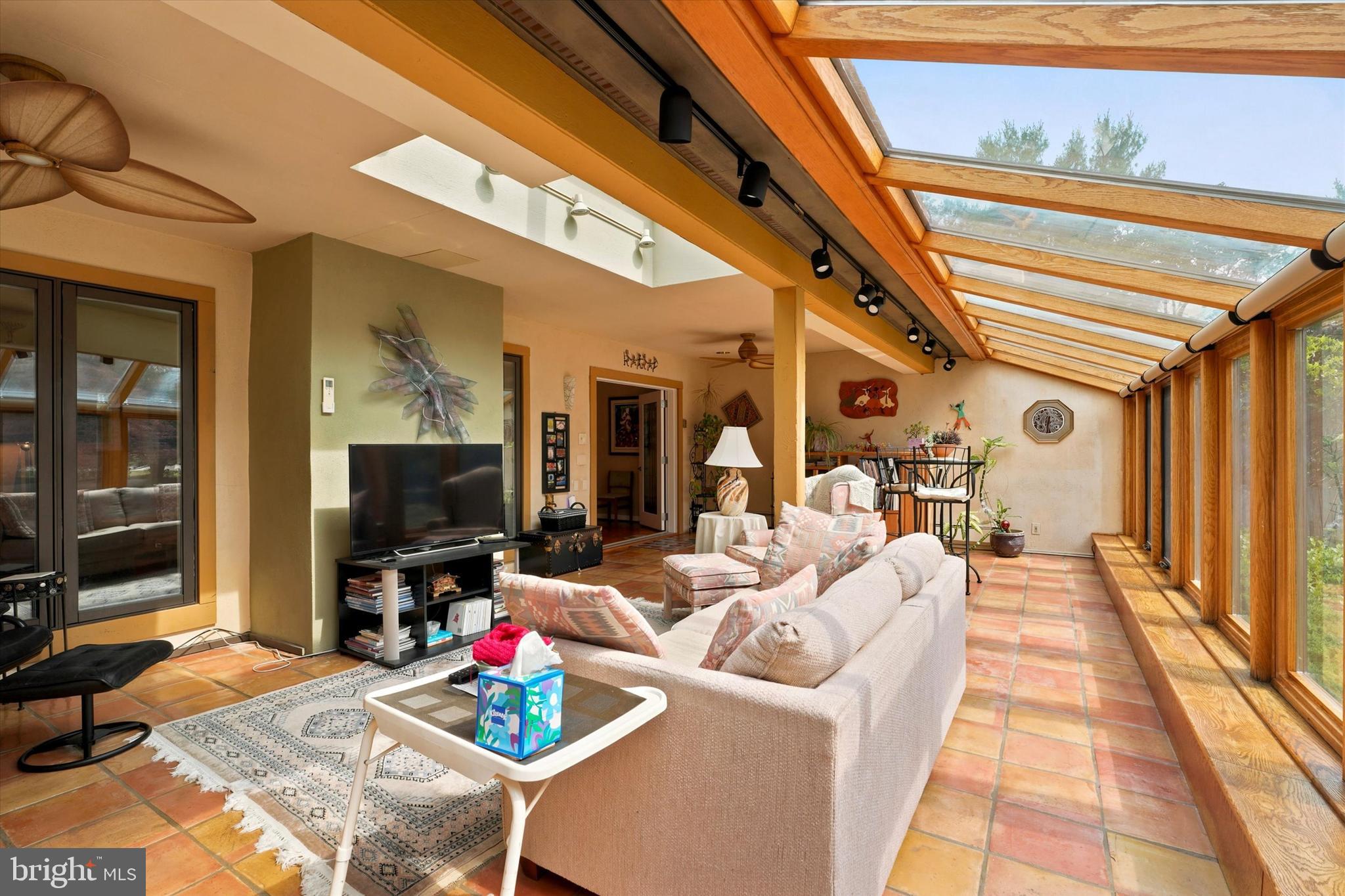 WHITPAIN FARM - Residential
